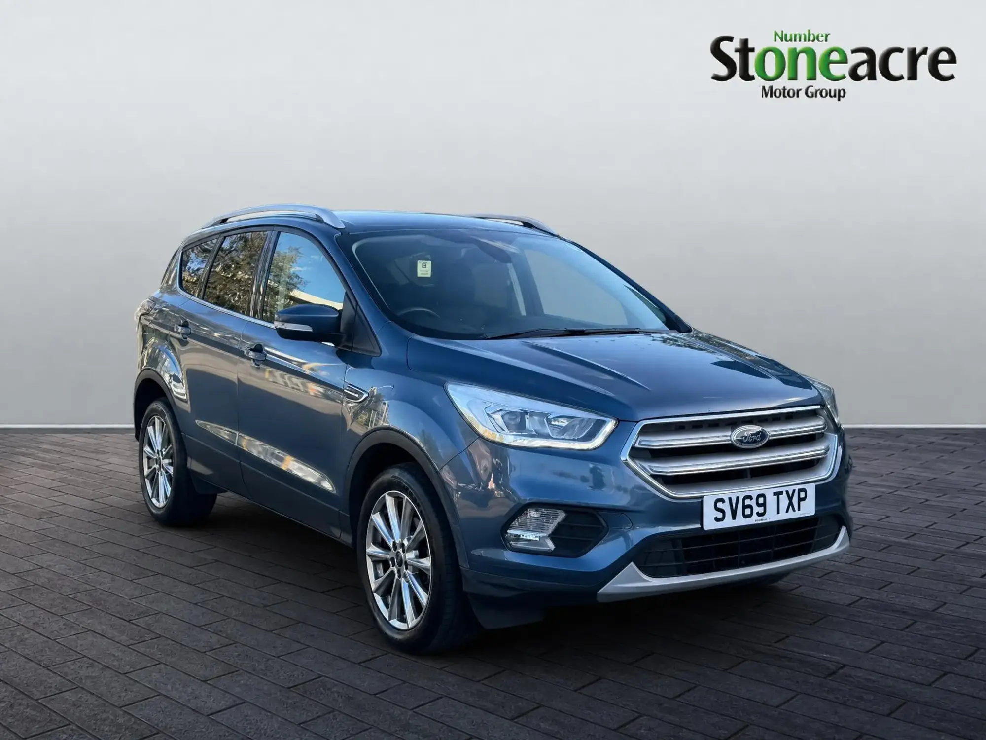Ford Kuga 1.5 EcoBoost Titanium Edition 5dr 2WD Y90BAN Image 1 Ford Kuga 1.5 EcoBoost Titanium Edition 5dr 2WD Y90BAN Image 1