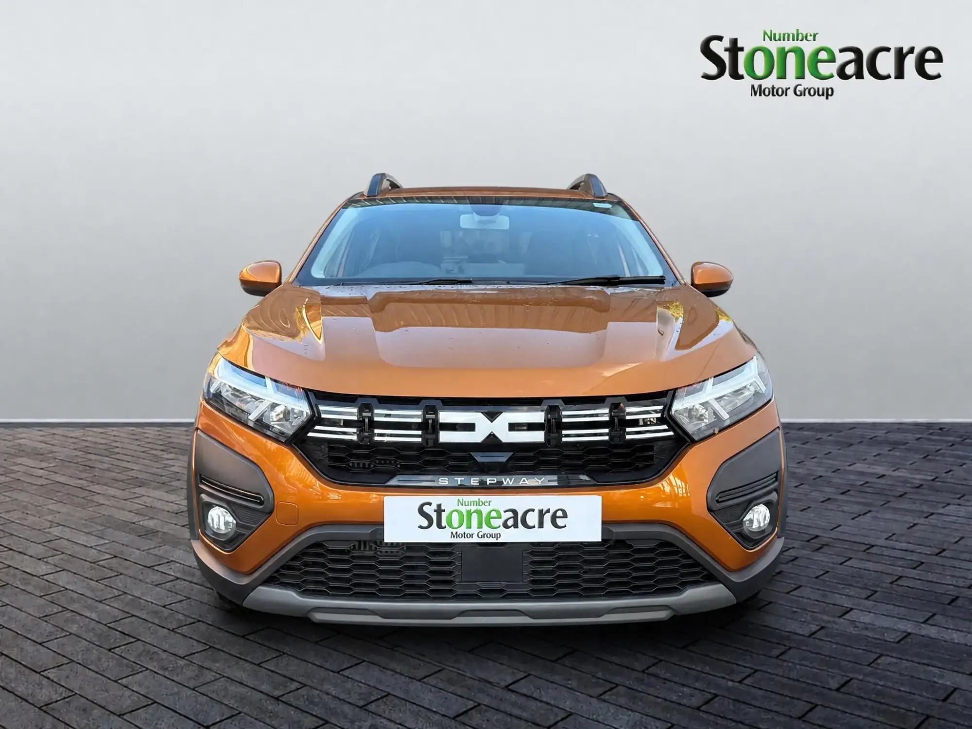 Dacia Sandero Stepway Stepway Expression TCe 100 Bi-Fuel MY23 FG24OKC Image 2 Dacia Sandero Stepway Stepway Expression TCe 100 Bi-Fuel MY23 FG24OKC Image 2