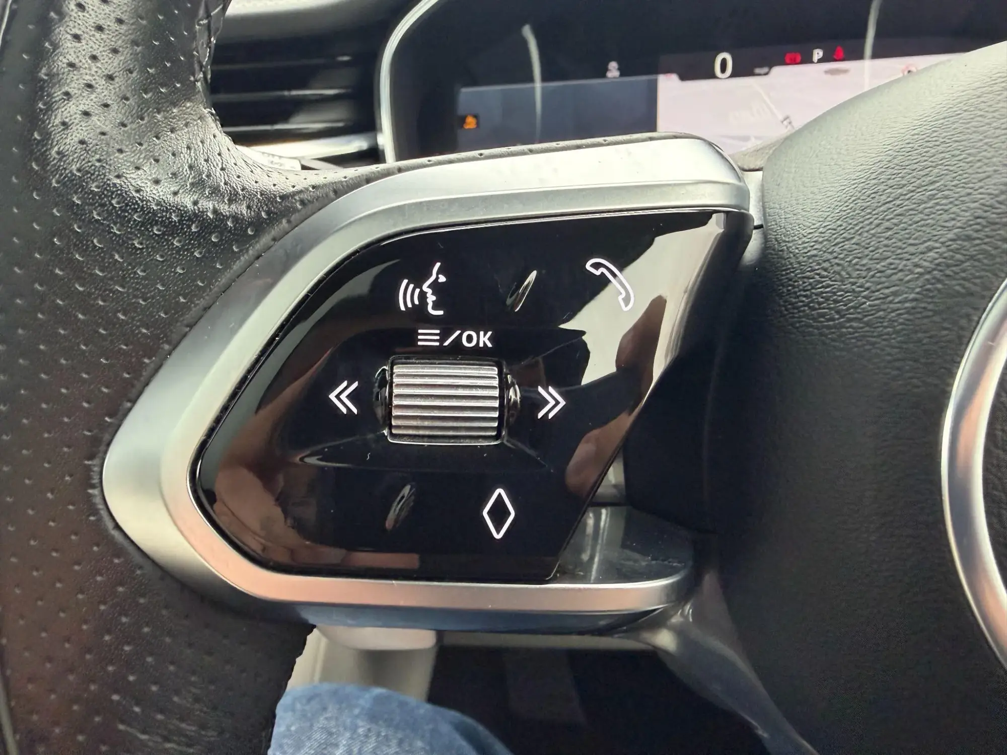 Jaguar F-Pace Image 19 Jaguar F-Pace Image 19