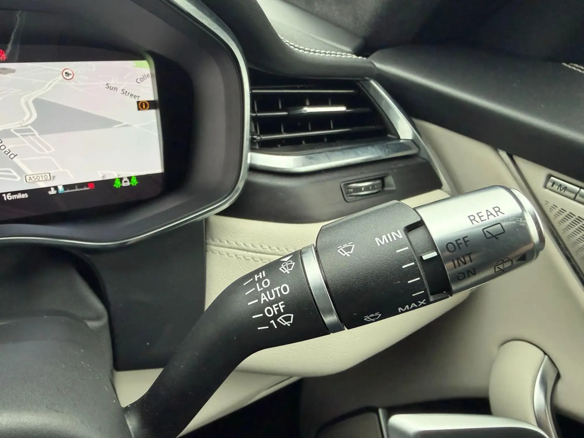 Jaguar F-Pace Image 20 Jaguar F-Pace Image 20