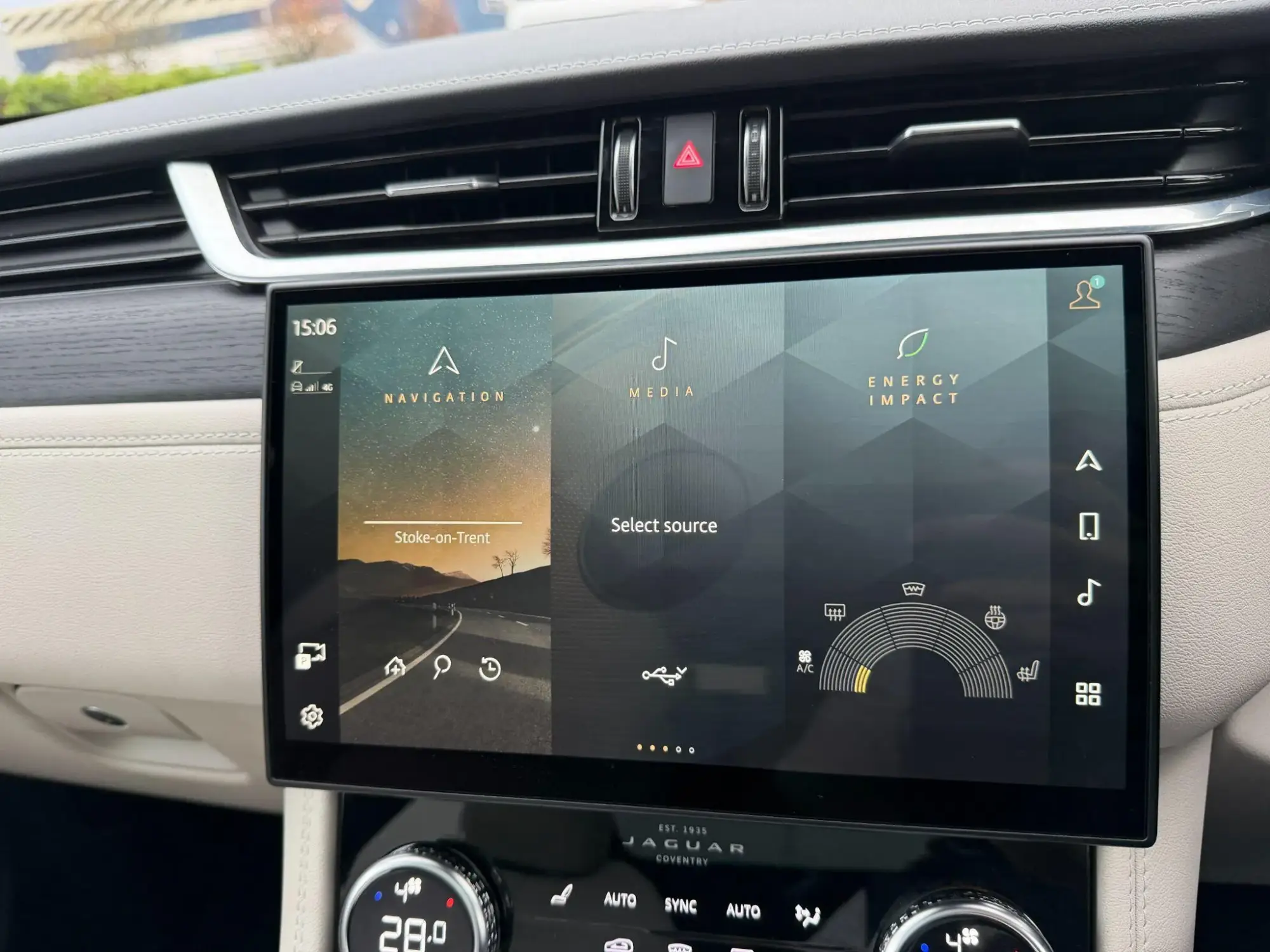 Jaguar F-Pace Image 23 Jaguar F-Pace Image 23