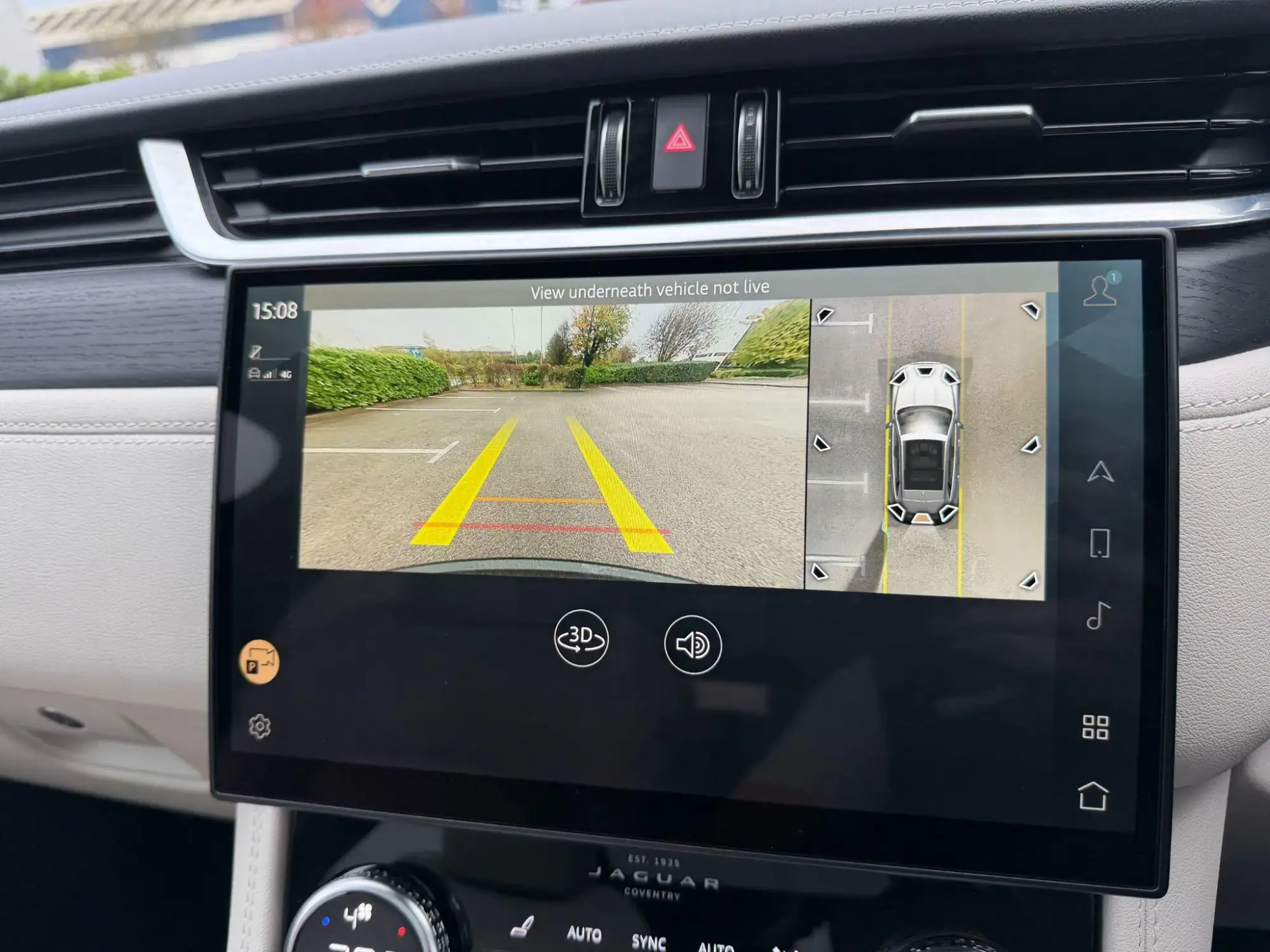 Jaguar F-Pace Image 27 Jaguar F-Pace Image 27