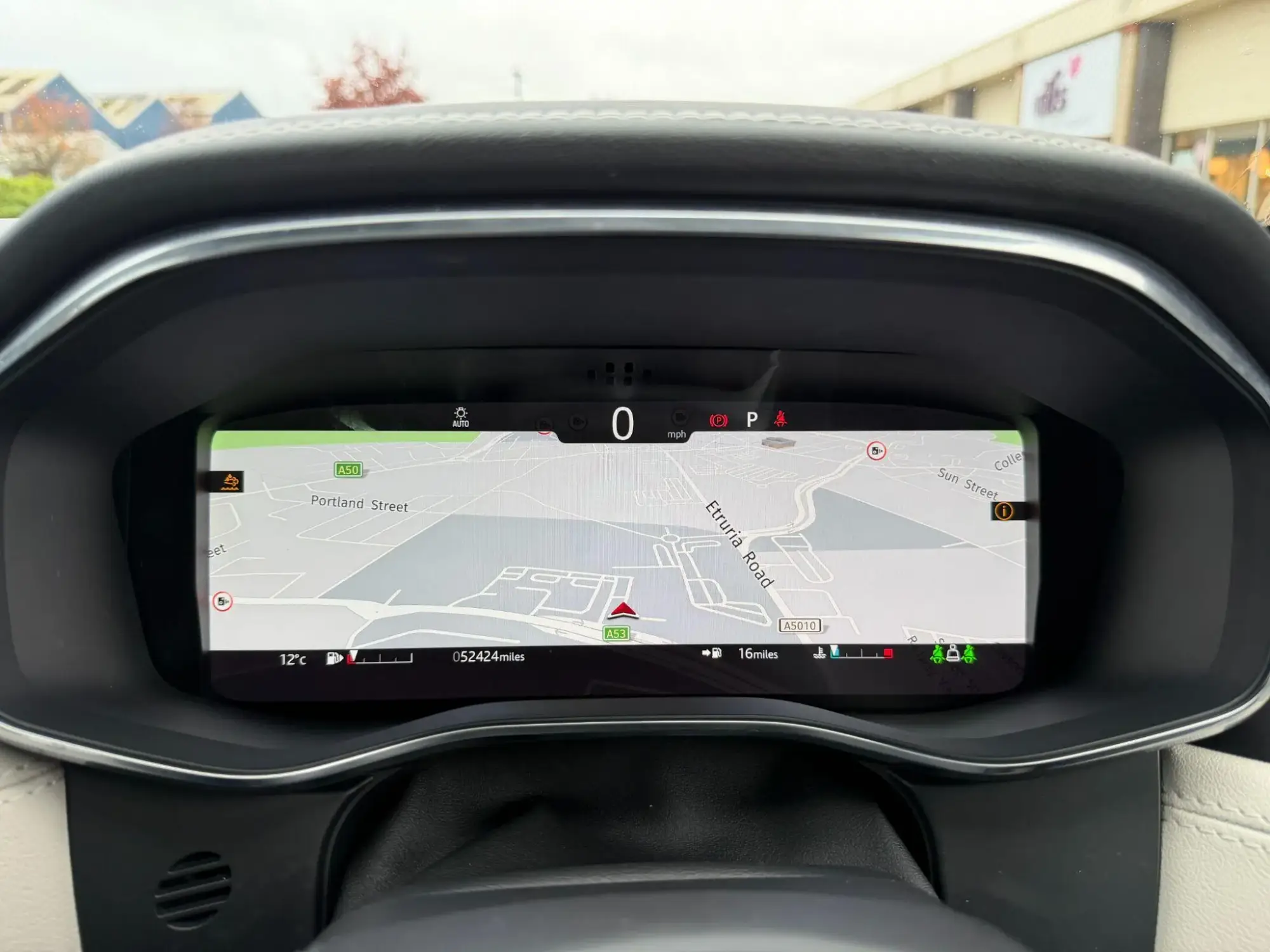 Jaguar F-Pace Image 28 Jaguar F-Pace Image 28