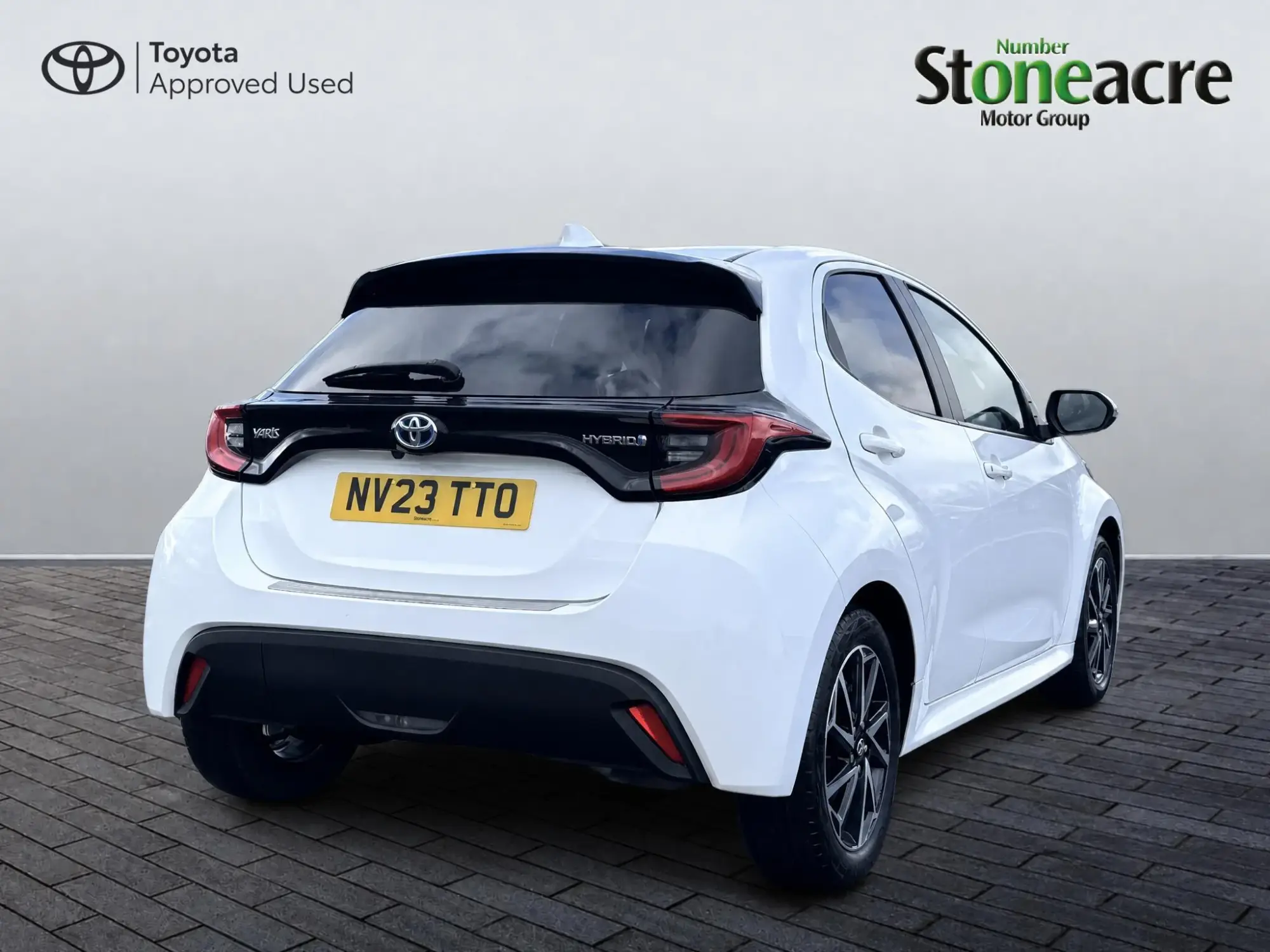 Toyota Yaris Hybrid 1.5 Hybrid Design 5dr CVT NV23TTO Image 3 Toyota Yaris Hybrid 1.5 Hybrid Design 5dr CVT NV23TTO Image 3