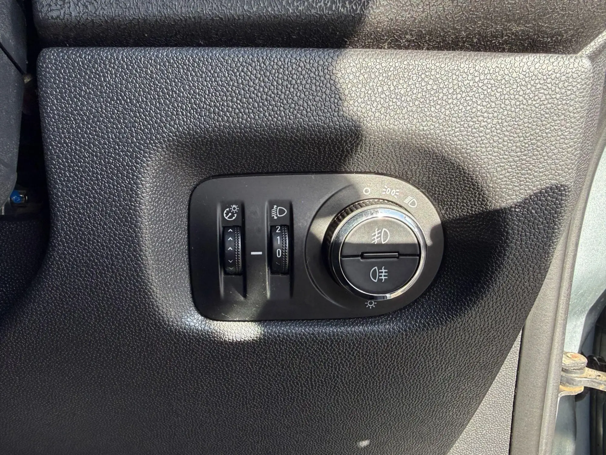 Vauxhall Corsa Image 18