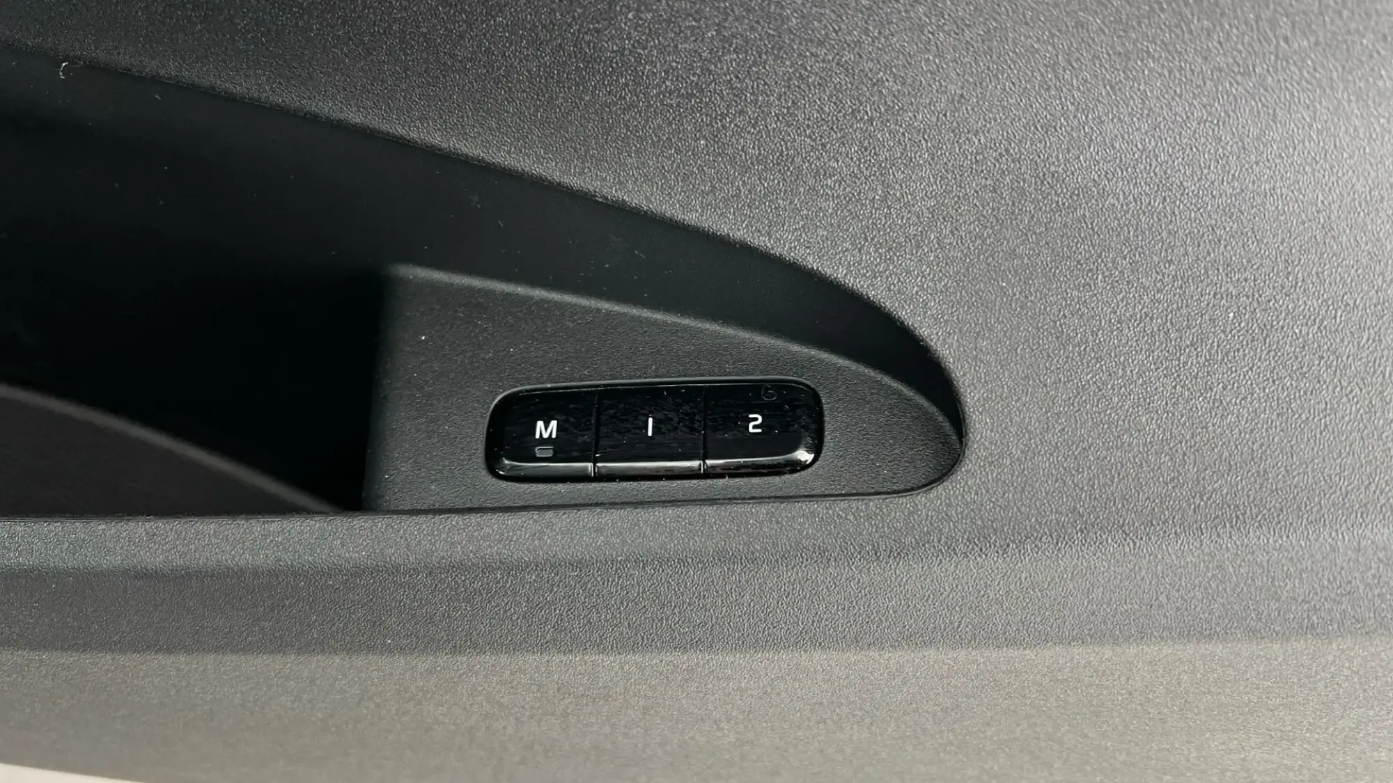 Polestar 2 Image 37 Polestar 2 Image 37