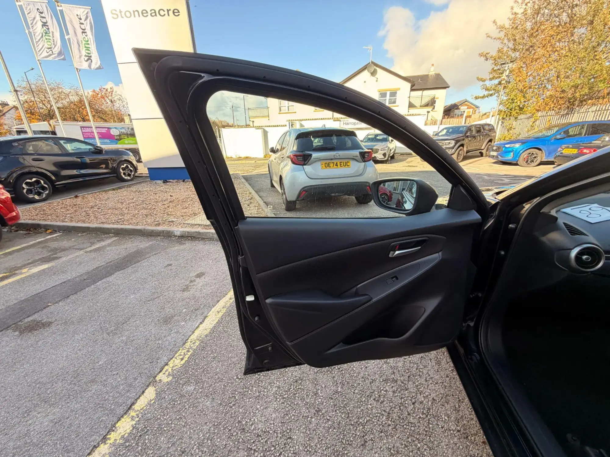 Mazda2 Image 21