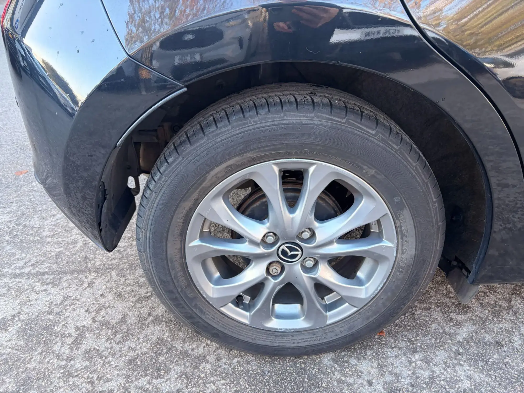 Mazda2 Image 24