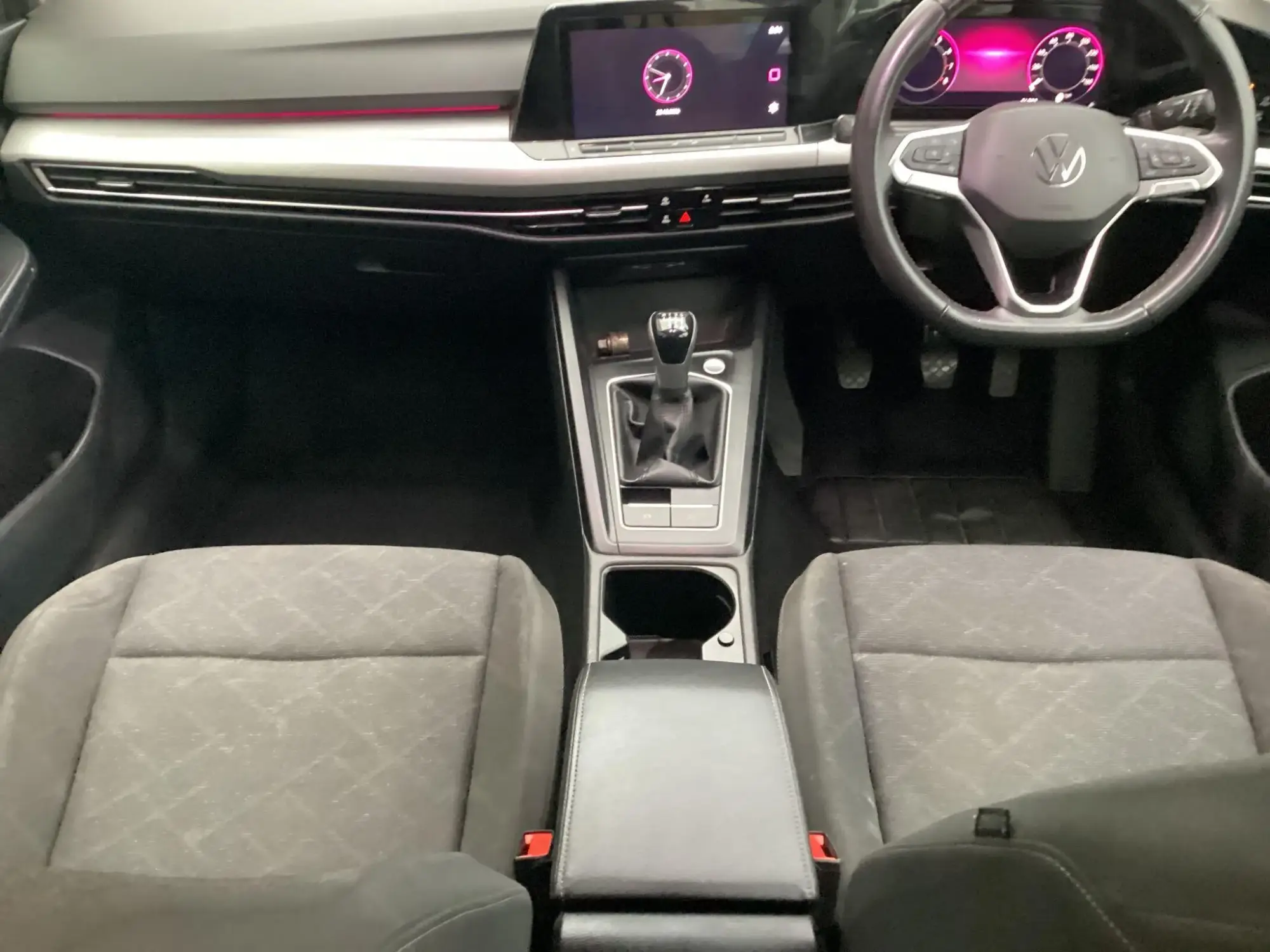 Volkswagen Golf Image 9