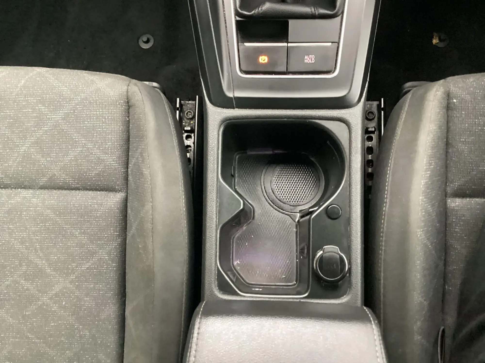 Volkswagen Golf Image 10