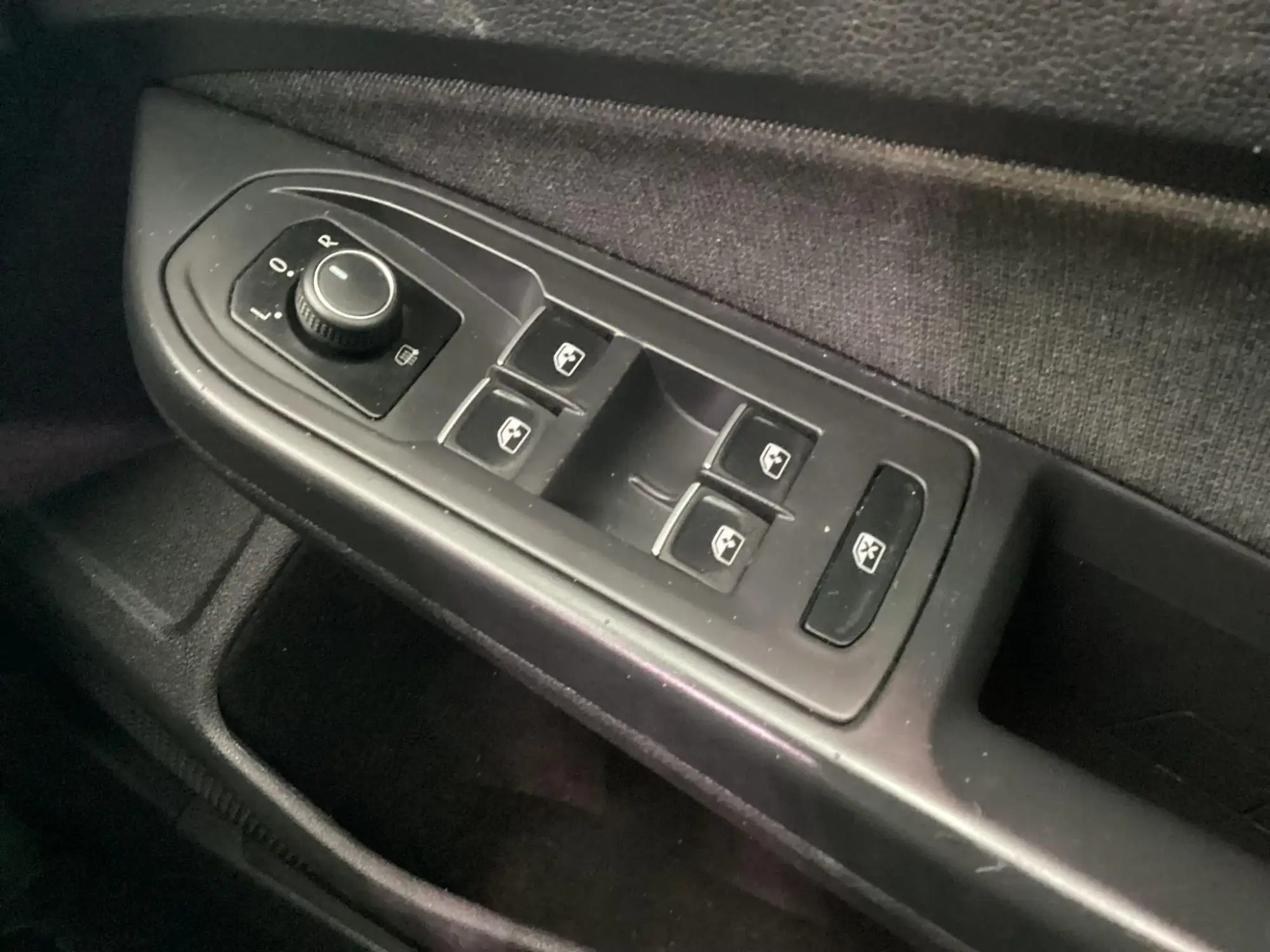 Volkswagen Golf Image 14