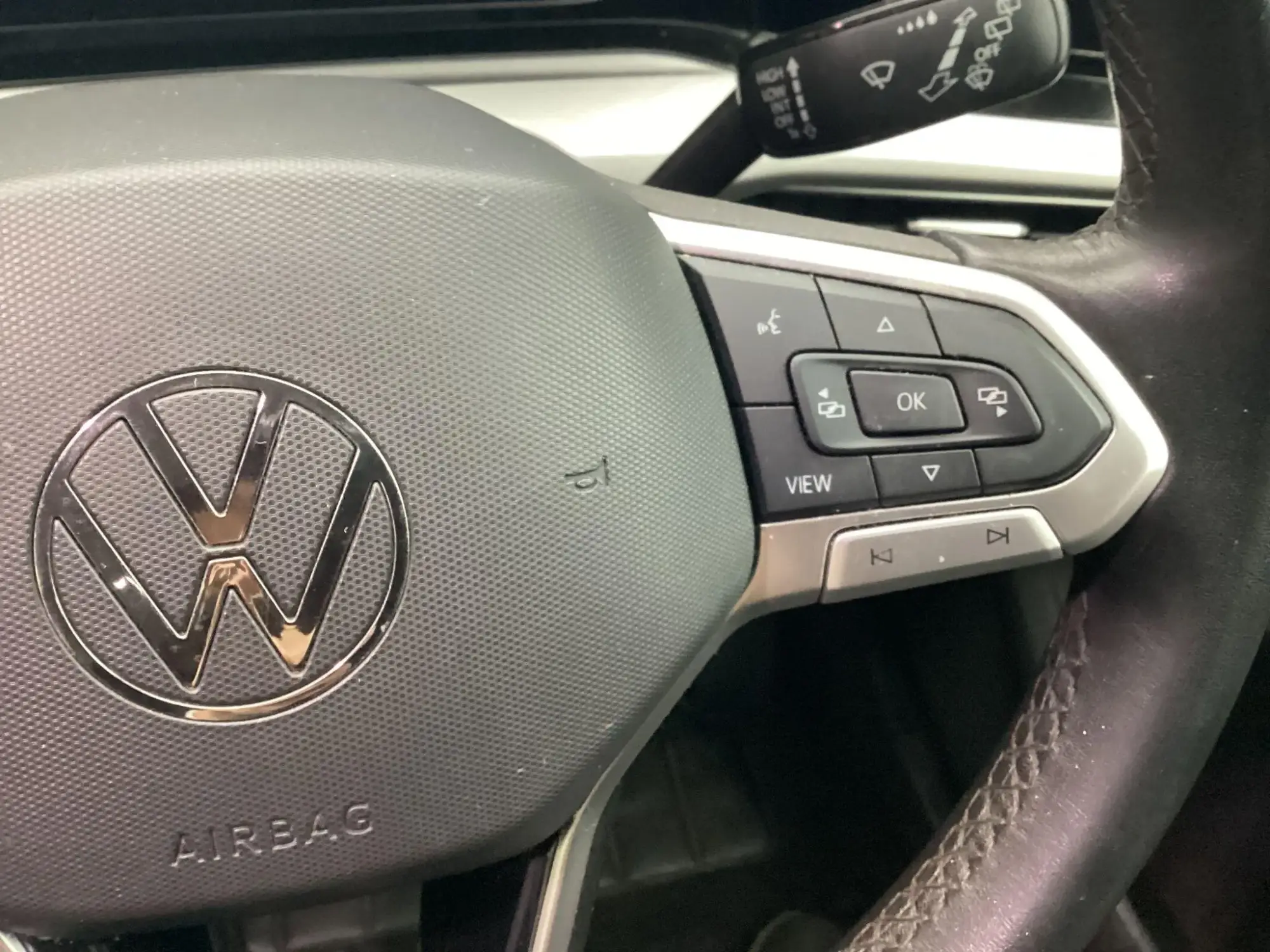 Volkswagen Golf Image 17