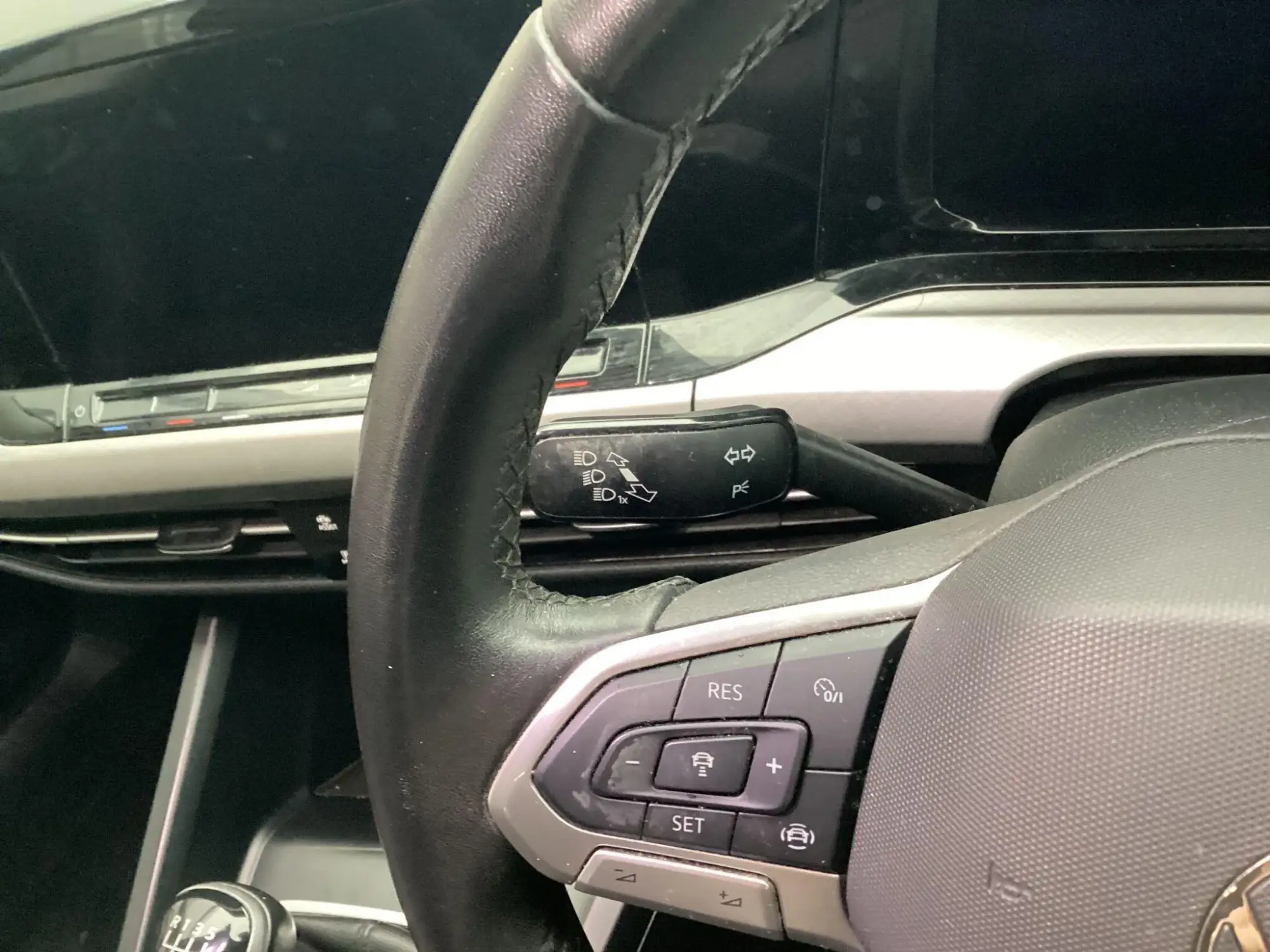 Volkswagen Golf Image 19