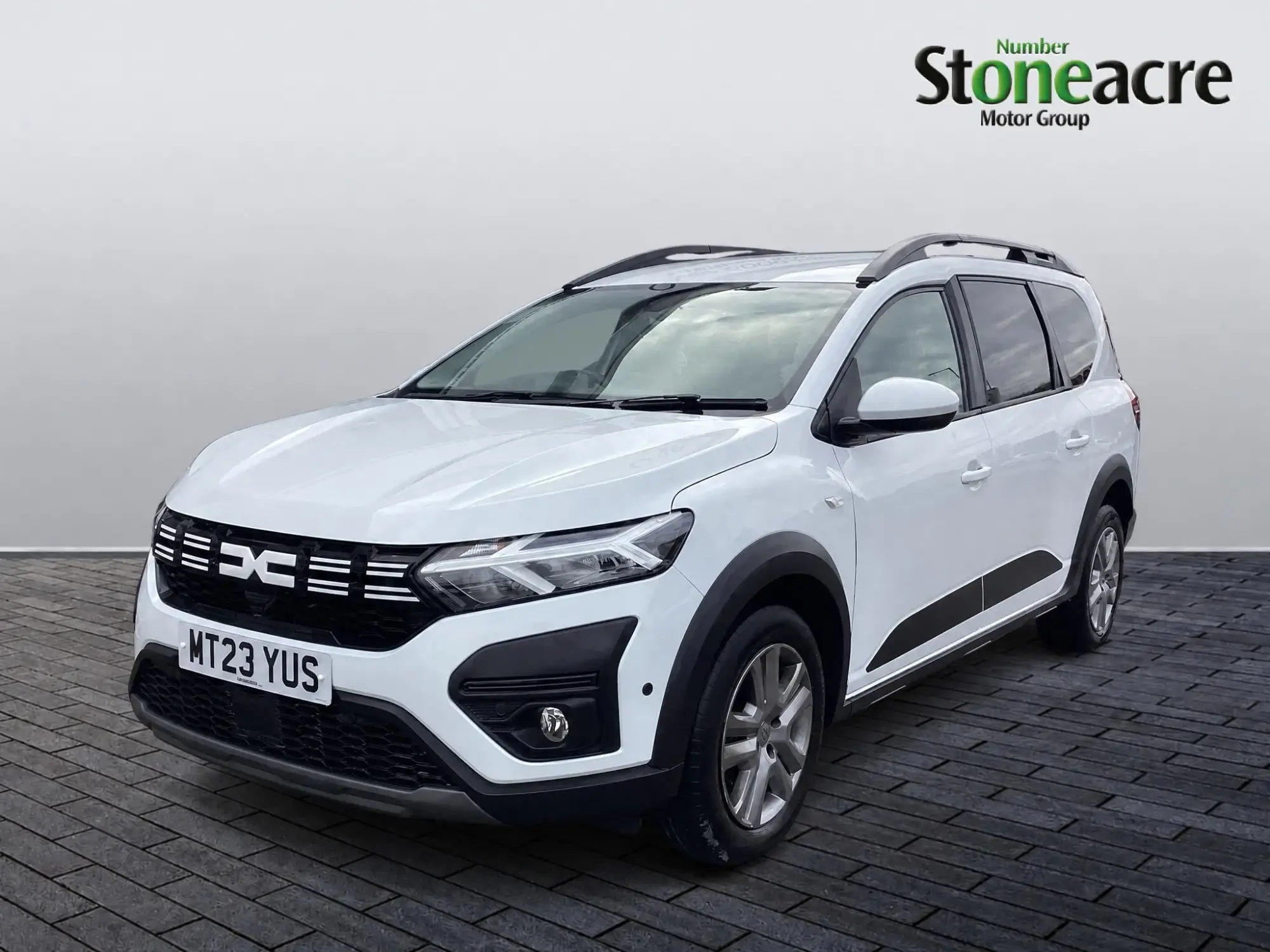 Dacia Jogger 1.0 TCe Expression Euro 6 (s/s) 5dr MT23YUS Image 3 Dacia Jogger 1.0 TCe Expression Euro 6 (s/s) 5dr MT23YUS Image 3