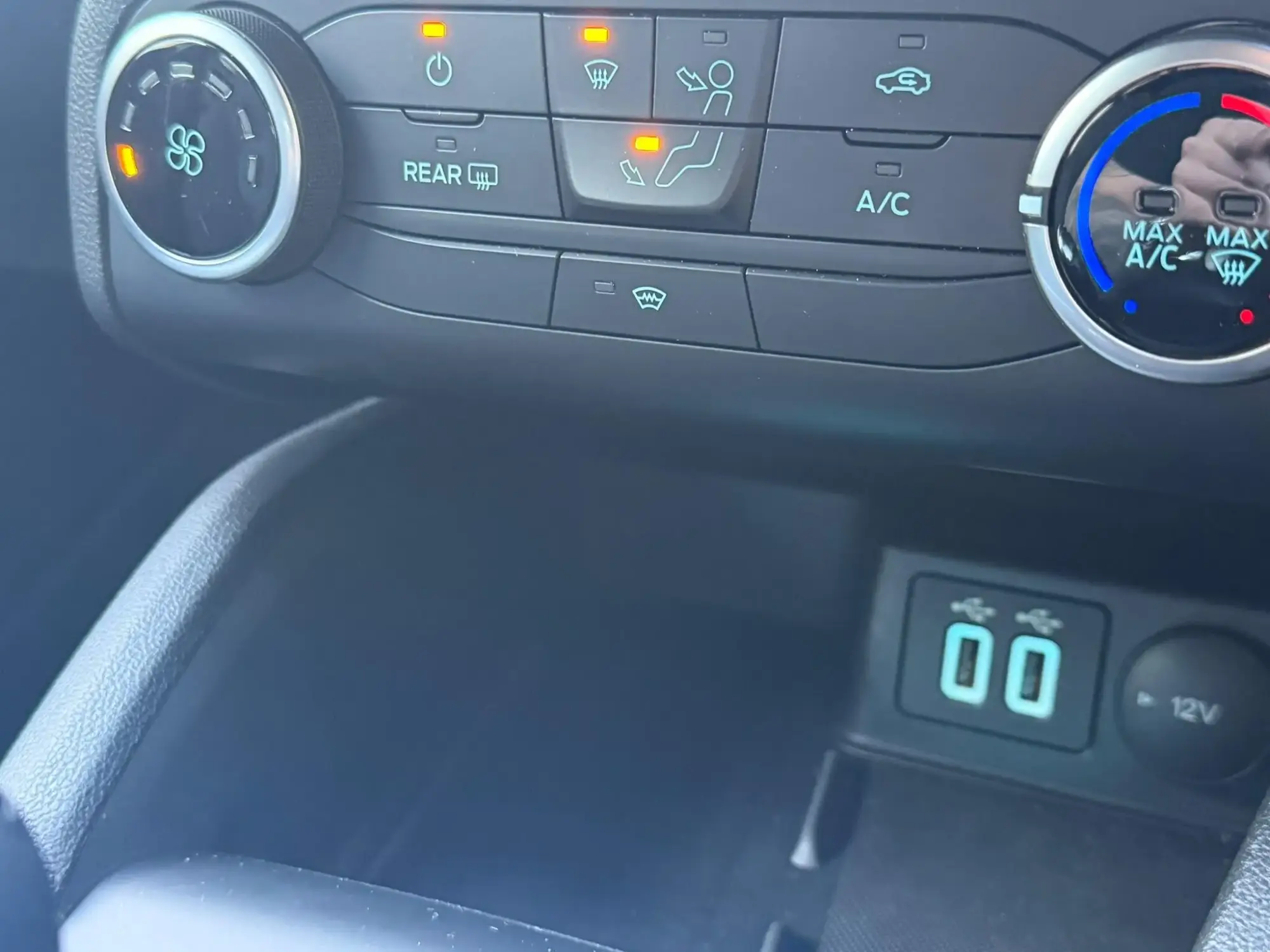 Ford Focus Image 10