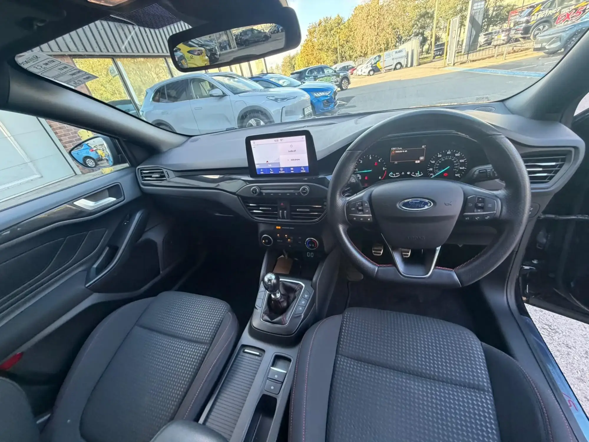 Ford Focus Image 11