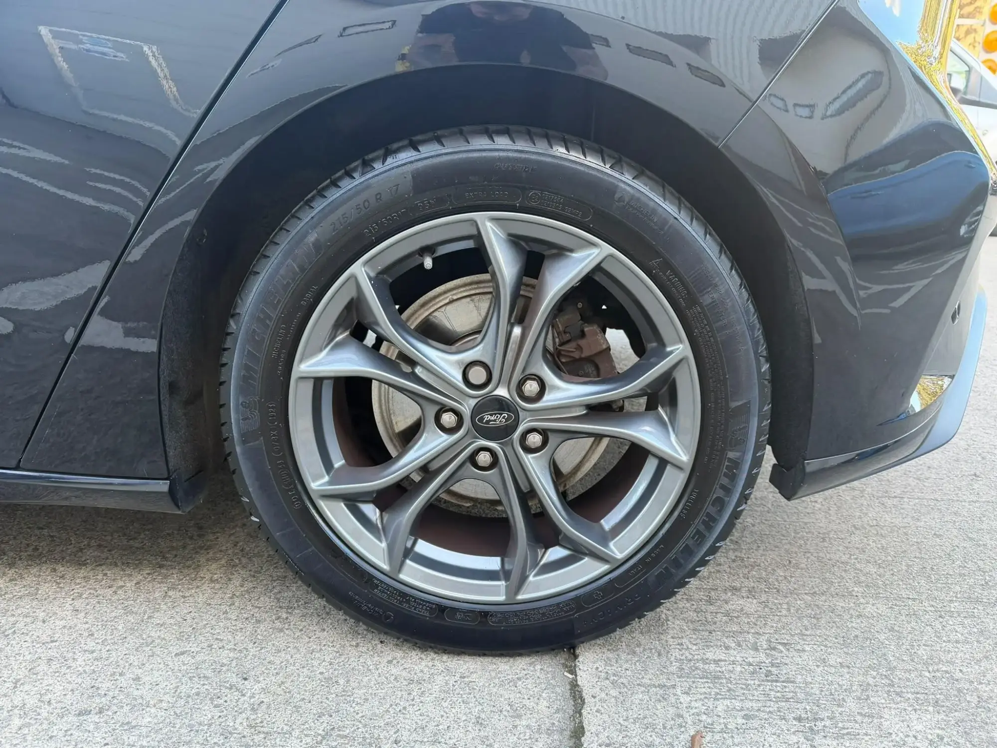 Ford Focus Image 21
