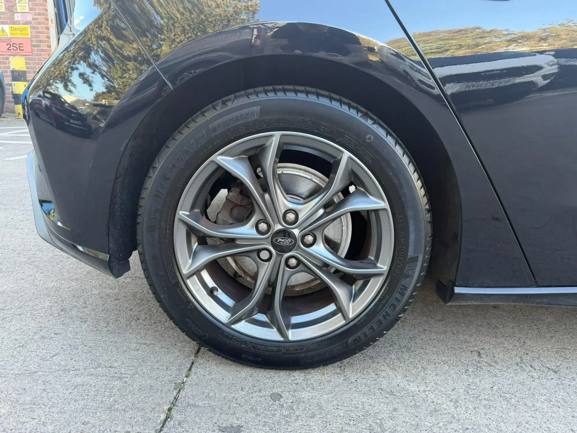 Ford Focus Image 22