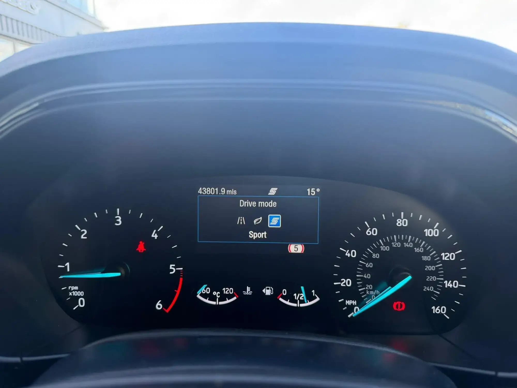 Ford Focus Image 27