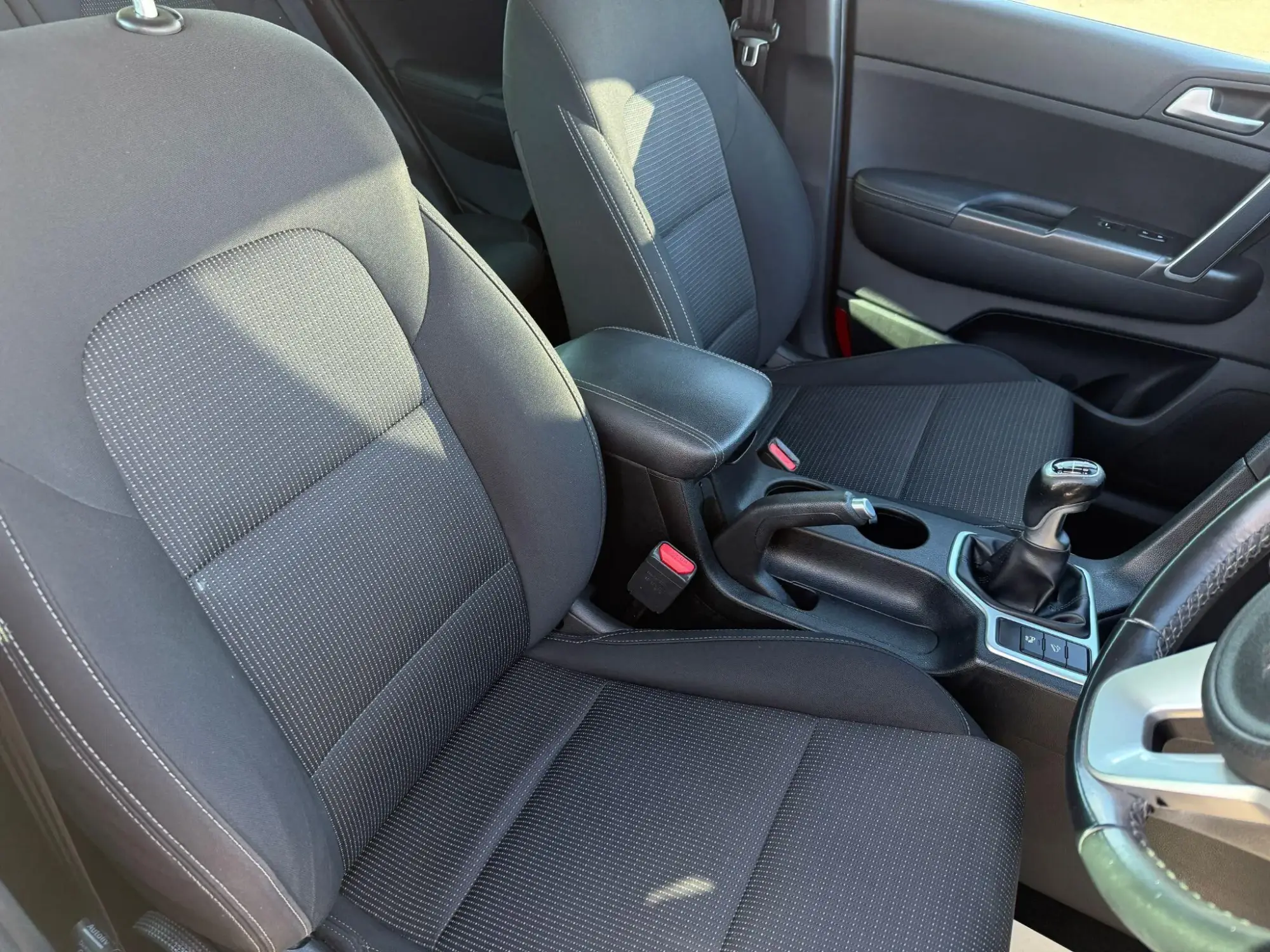 Kia Sportage Image 13