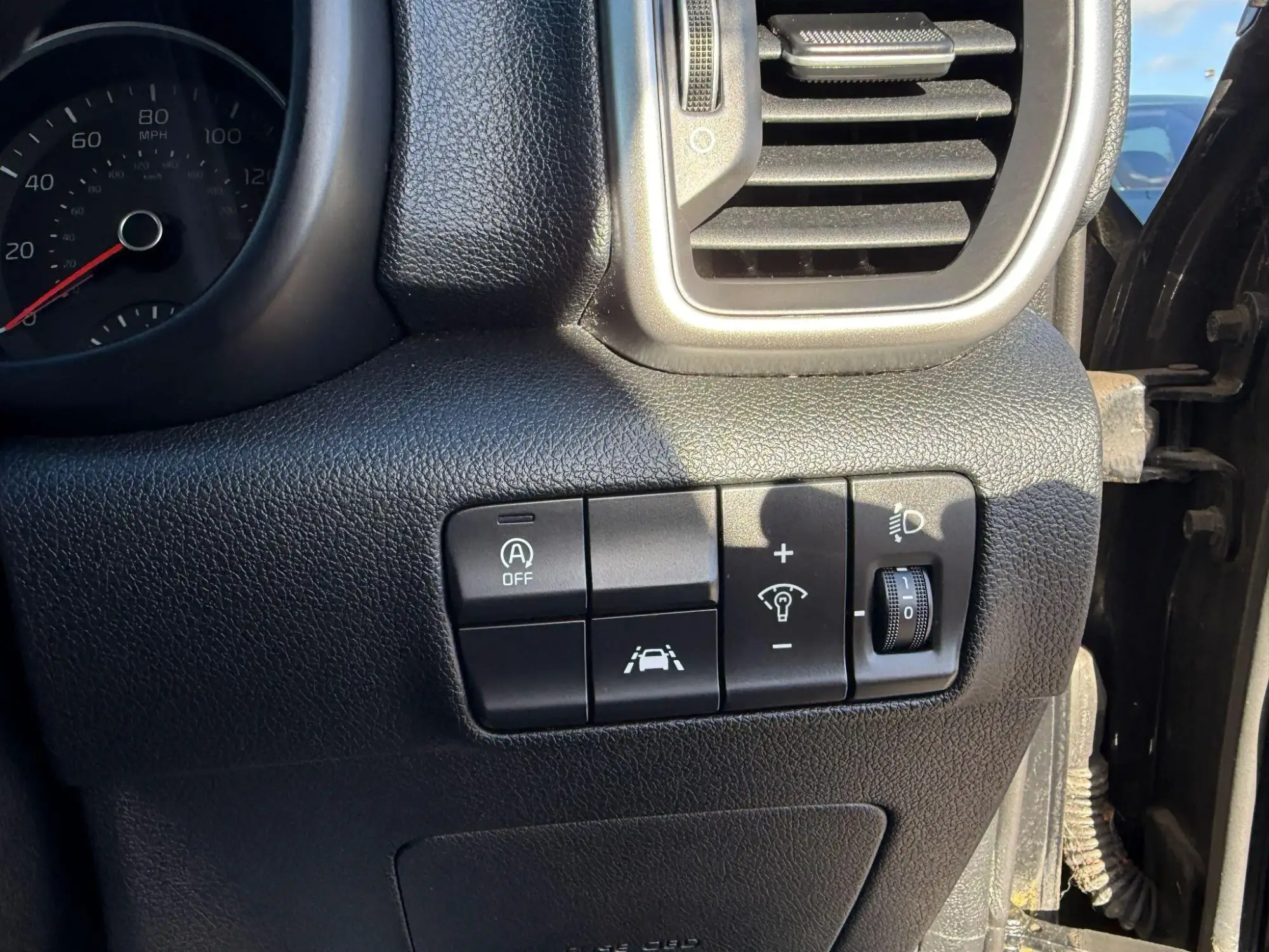 Kia Sportage Image 16