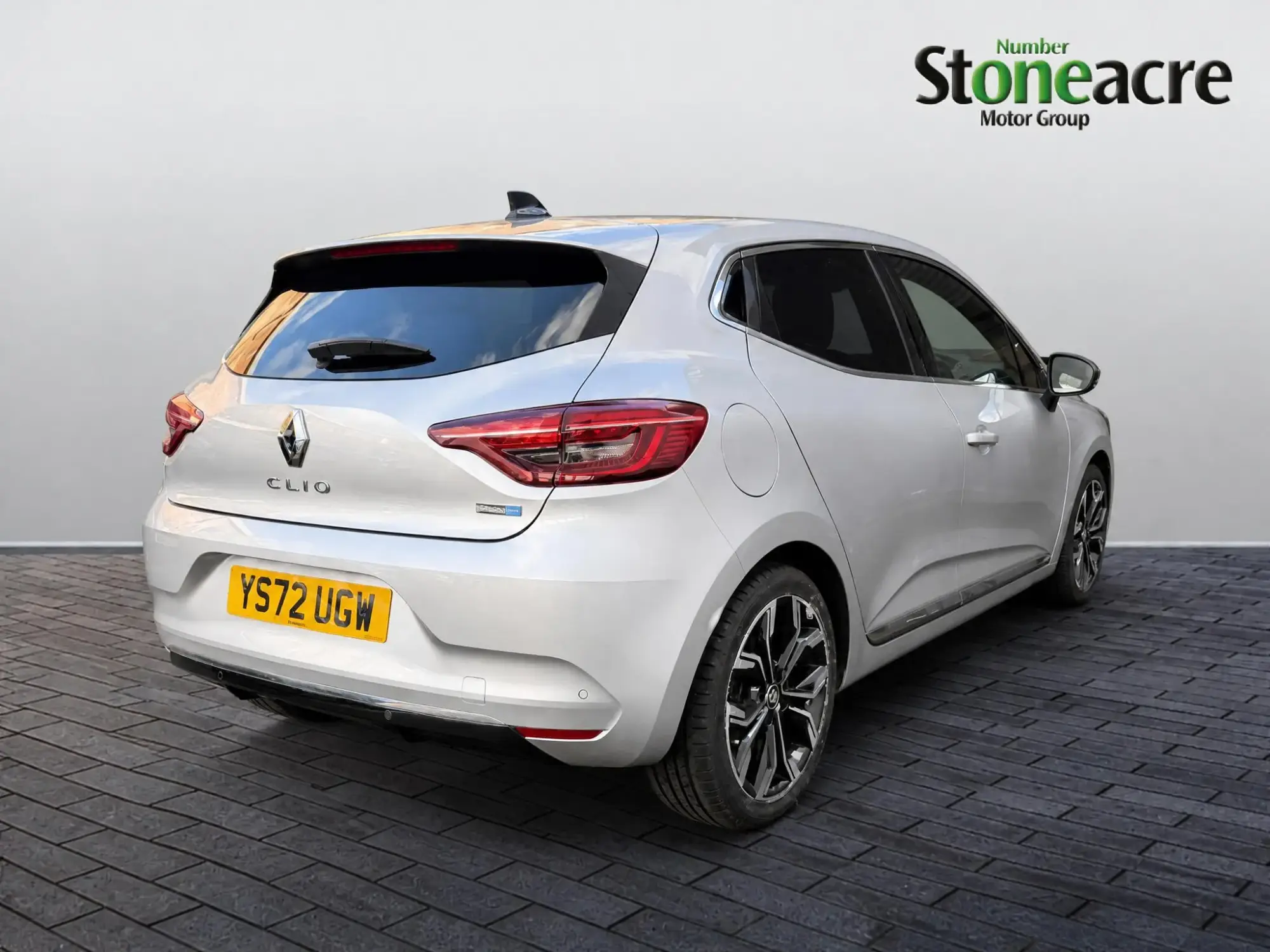 Renault Clio E-Tech Image 8