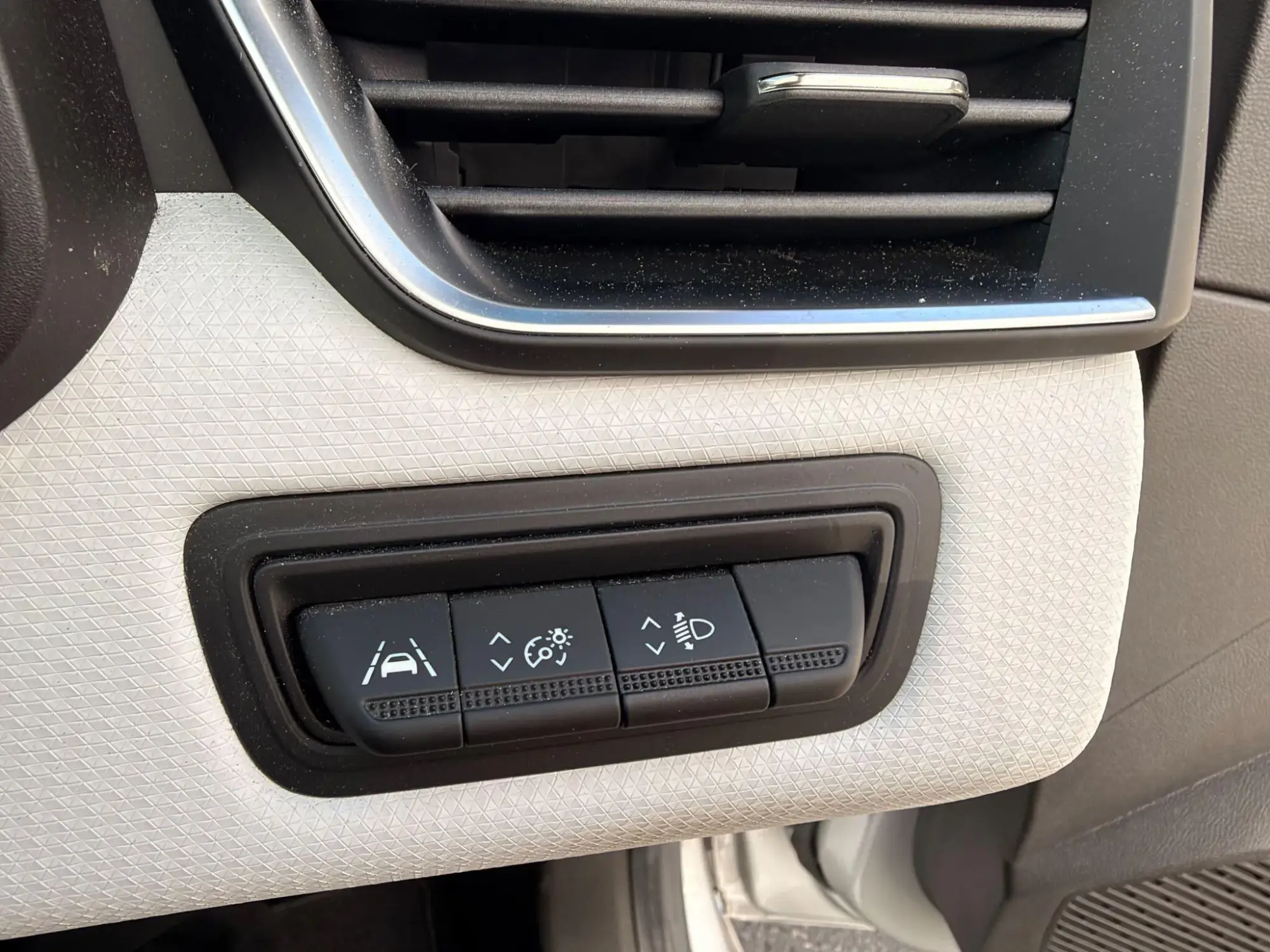 Renault Clio E-Tech Image 19