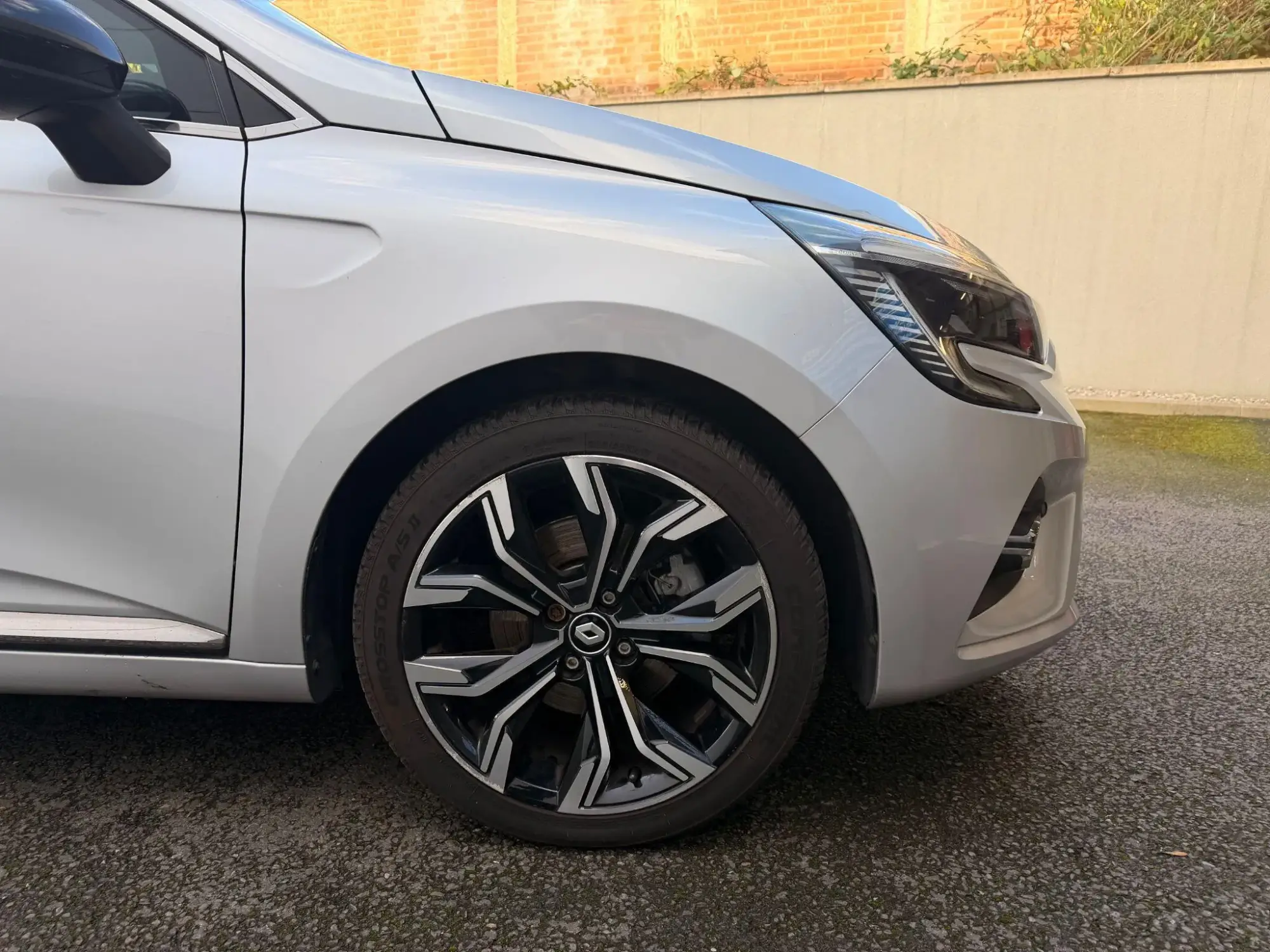 Renault Clio E-Tech Image 22