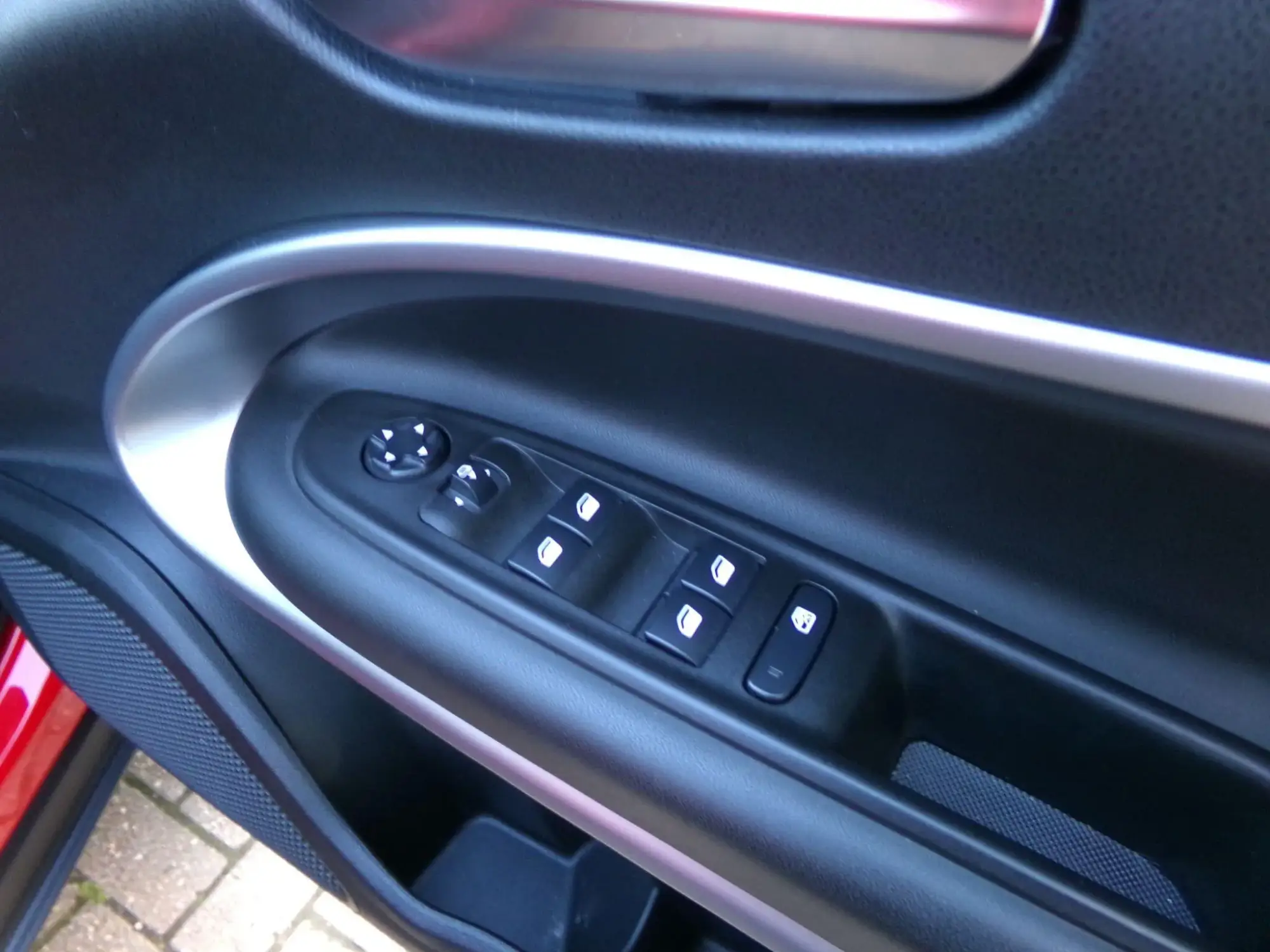 Jeep Avenger Full-Electric Image 17 Jeep Avenger Full-Electric Image 17