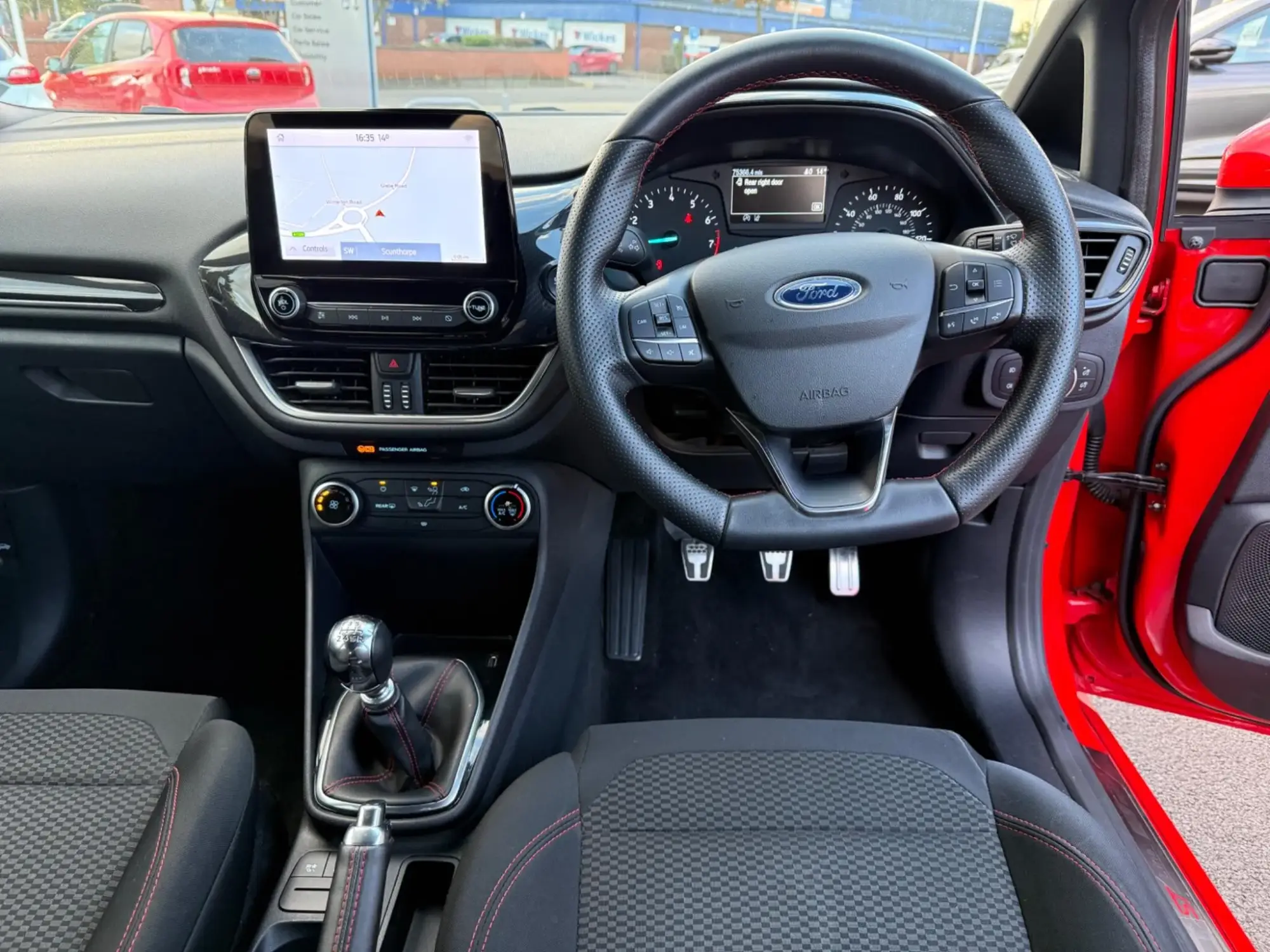 Ford Fiesta Image 17 Ford Fiesta Image 17
