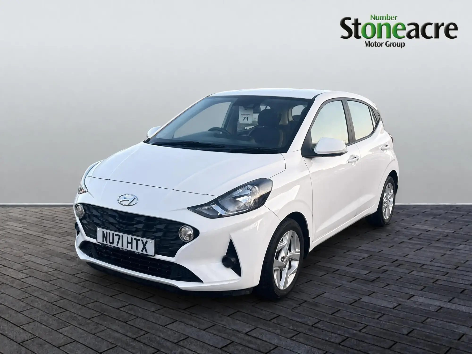 Hyundai i10 1.0 SE Connect Hatchback 5dr Petrol Manual Euro 6 (s/s) (67 ps) NU71HTX Image 2 Hyundai i10 1.0 SE Connect Hatchback 5dr Petrol Manual Euro 6 (s/s) (67 ps) NU71HTX Image 2