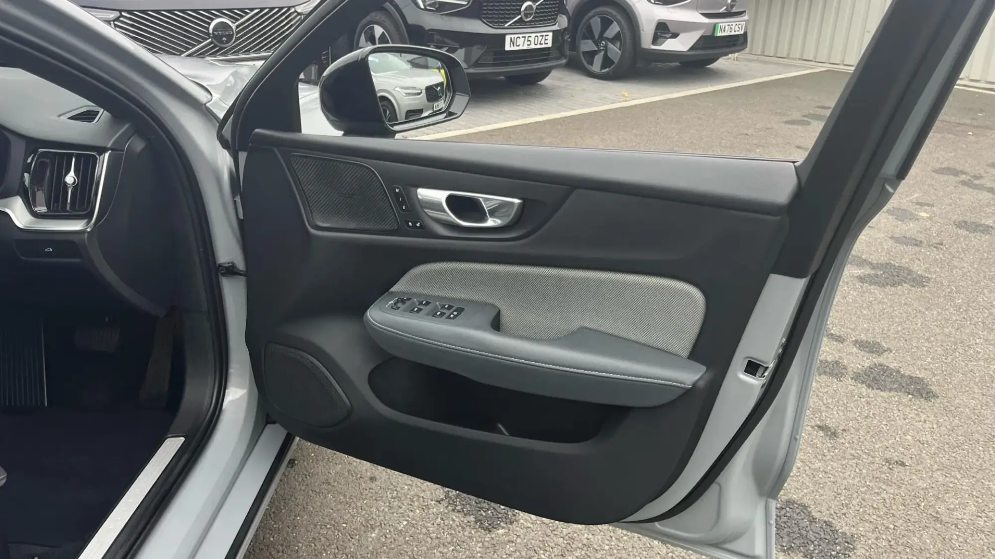 Volvo V60 Image 27 Volvo V60 Image 27