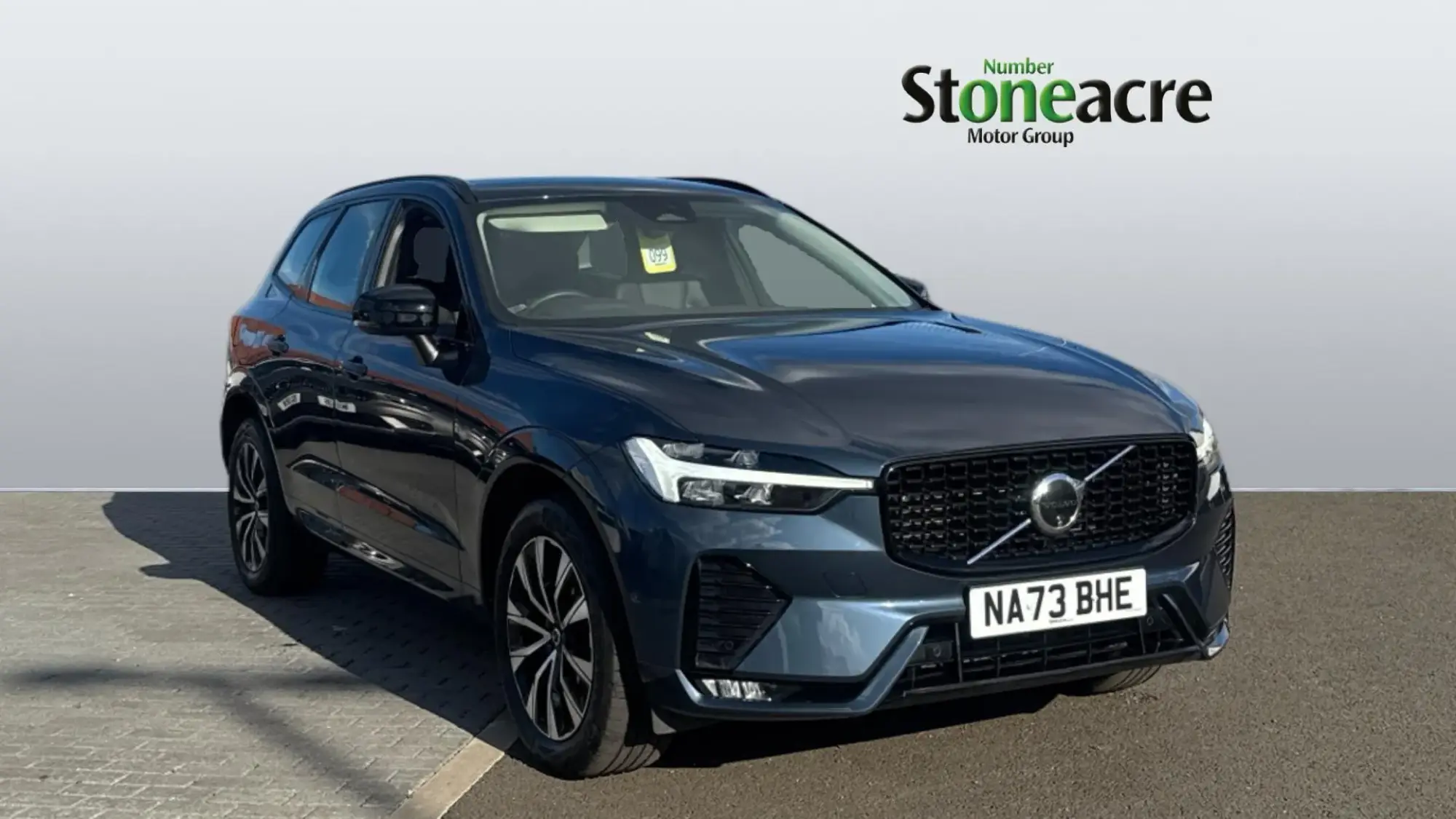 Volvo XC60 Plus Dark B5 (250 hp) NA73BHE Image 1 Volvo XC60 Plus Dark B5 (250 hp) NA73BHE Image 1