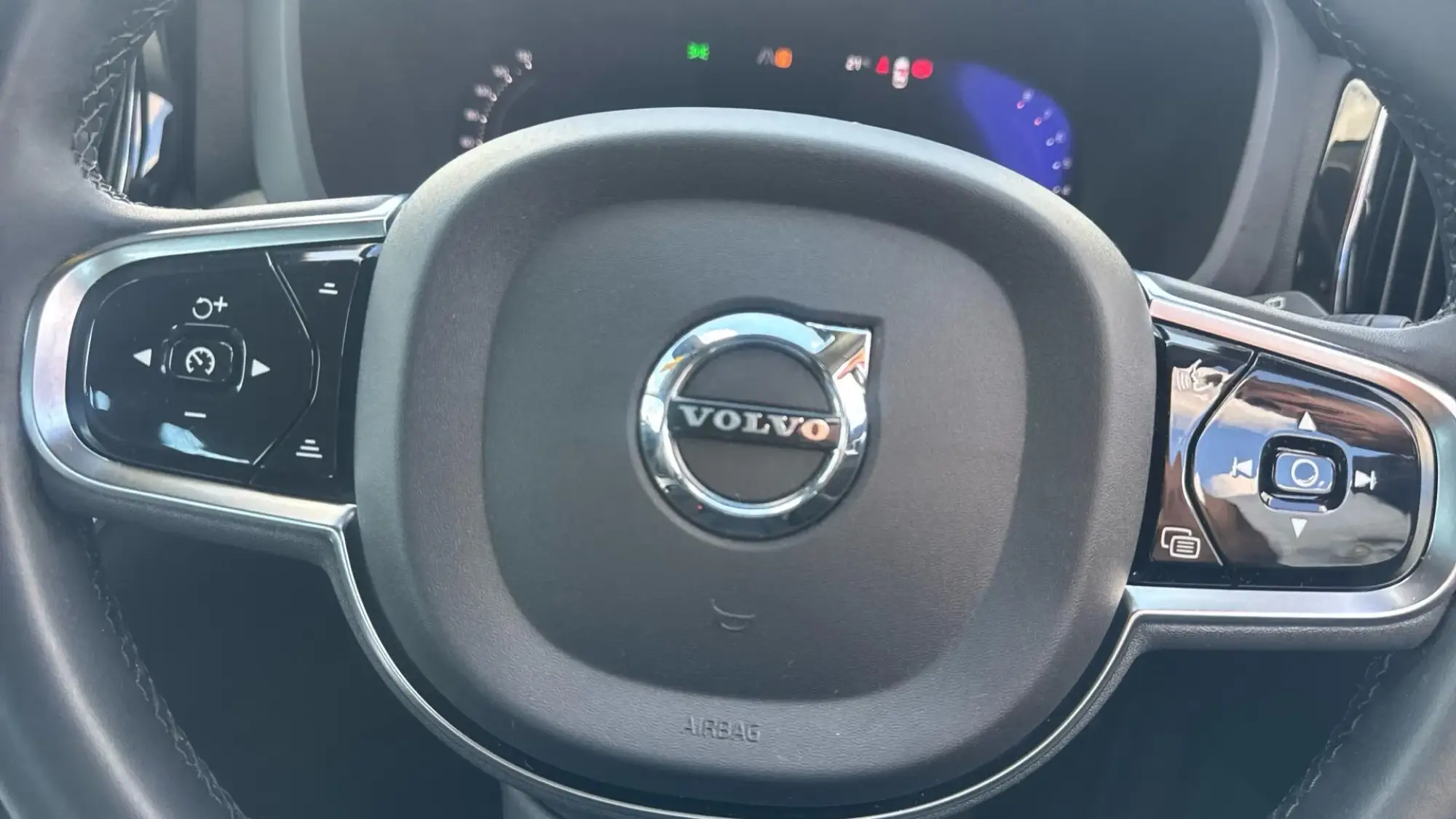 Volvo XC60 Image 14 Volvo XC60 Image 14