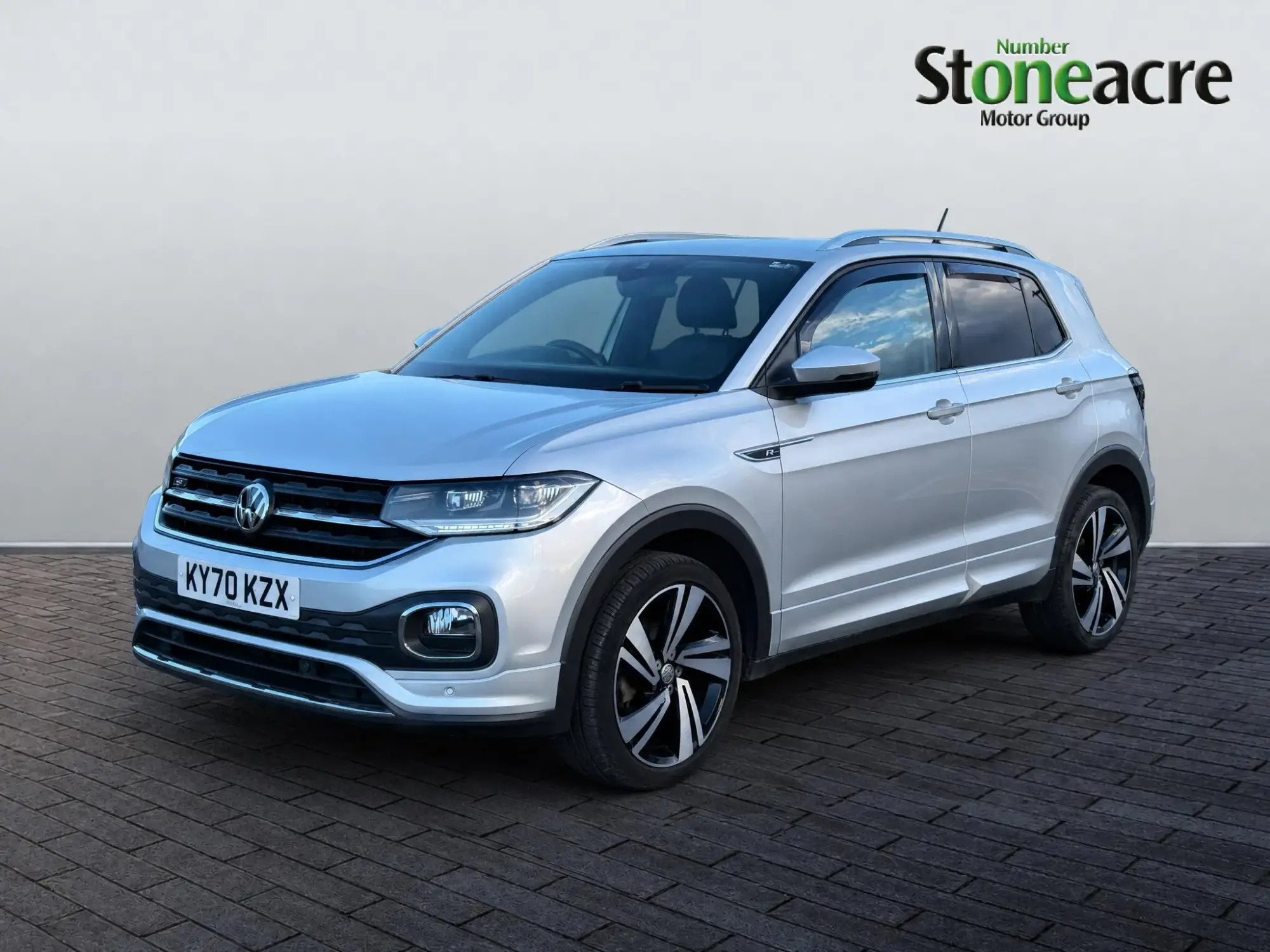 Volkswagen T-Cross 1.0 TSI R-Line Euro 6 (s/s) 5dr KY70KZX Image 3