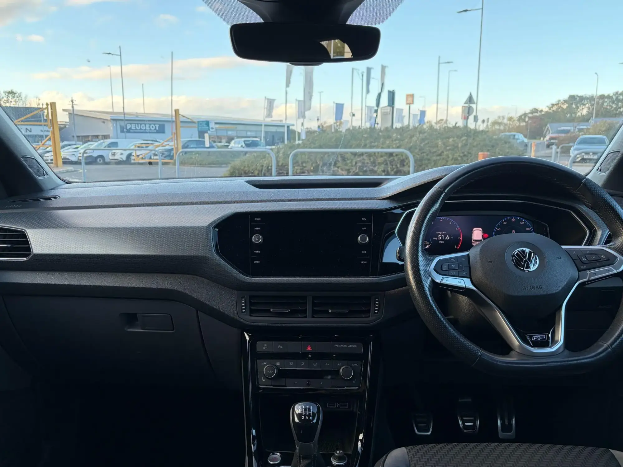 Volkswagen T-Cross Image 17