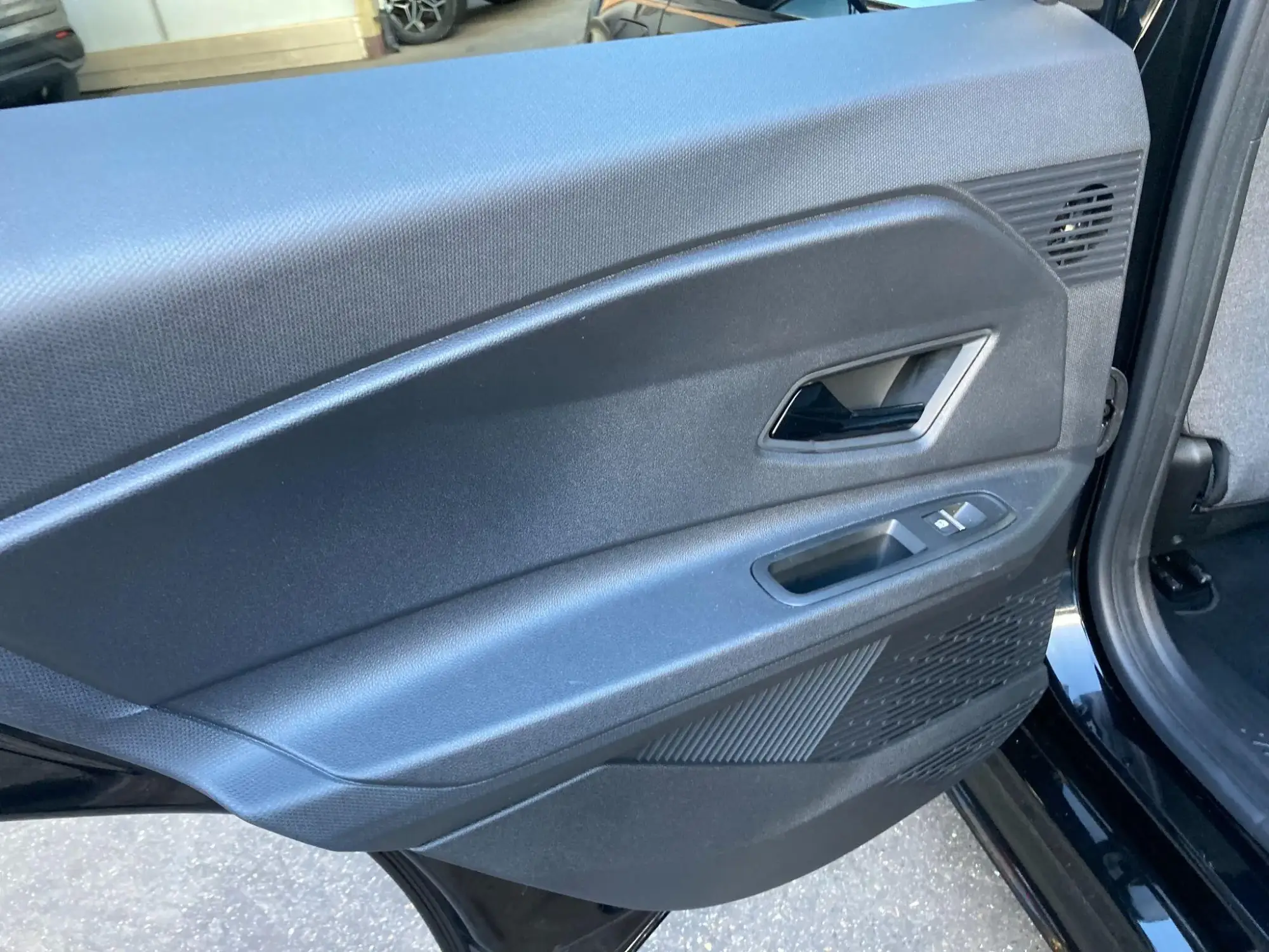 Nissan MICRA Image 40