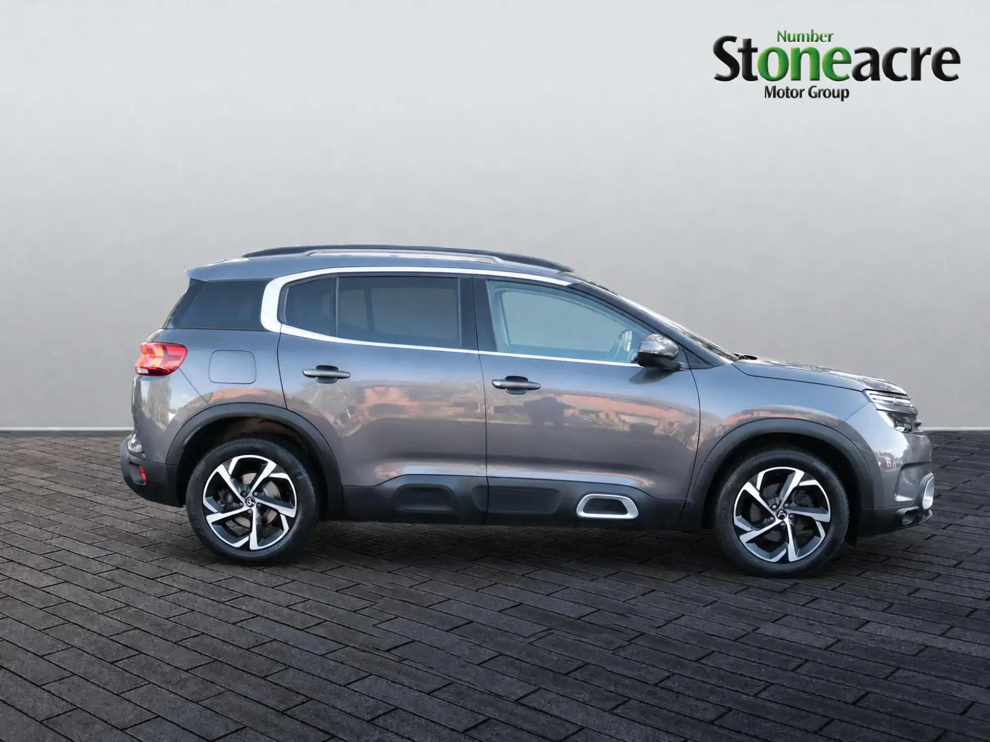 Citroen C5 Aircross 1.2 PureTech Flair EAT8 Euro 6 (s/s) 5dr HY20UUT Image 2 Citroen C5 Aircross 1.2 PureTech Flair EAT8 Euro 6 (s/s) 5dr HY20UUT Image 2