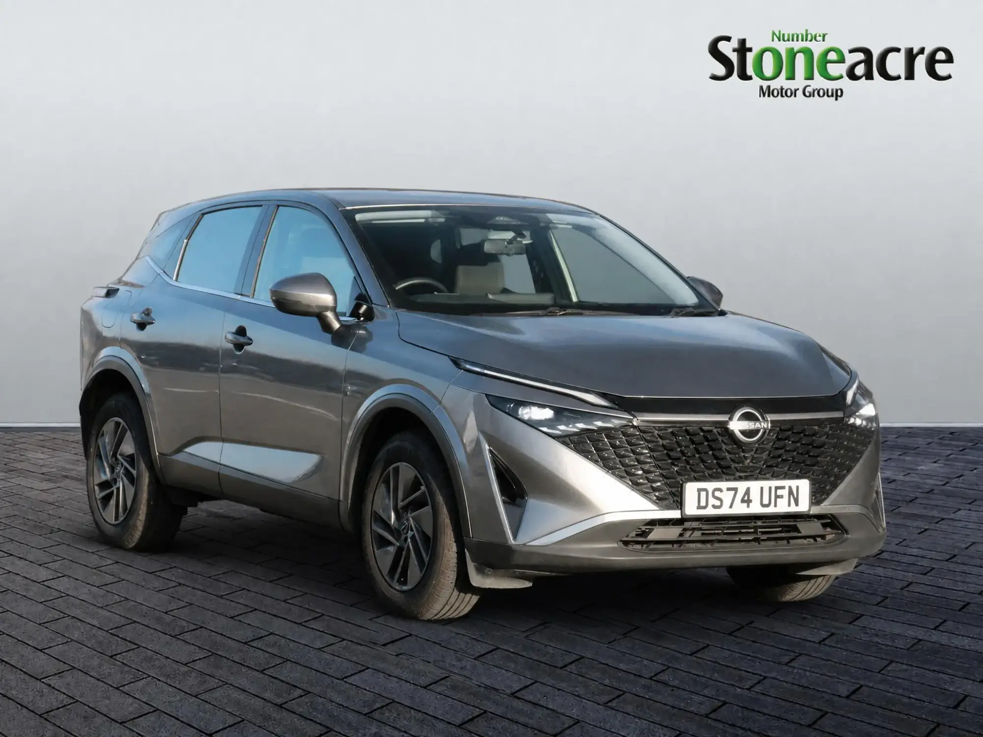 Nissan Qashqai 1.3 DIG-T MHEV Acenta Premium XTRON Euro 6 (s/s) 5dr DS74UFN Image 1 Nissan Qashqai 1.3 DIG-T MHEV Acenta Premium XTRON Euro 6 (s/s) 5dr DS74UFN Image 1