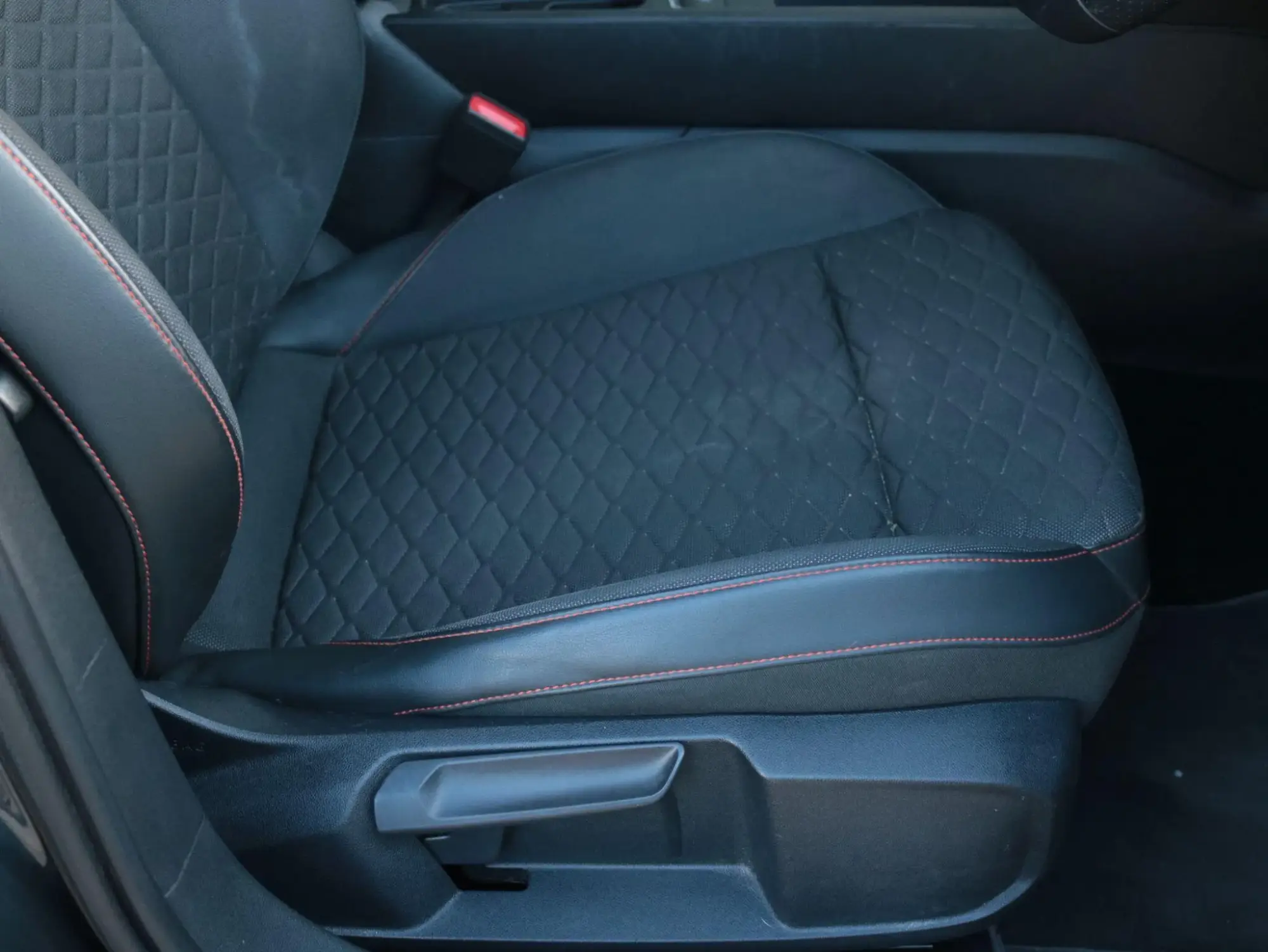 SEAT Leon Image 30 SEAT Leon Image 30