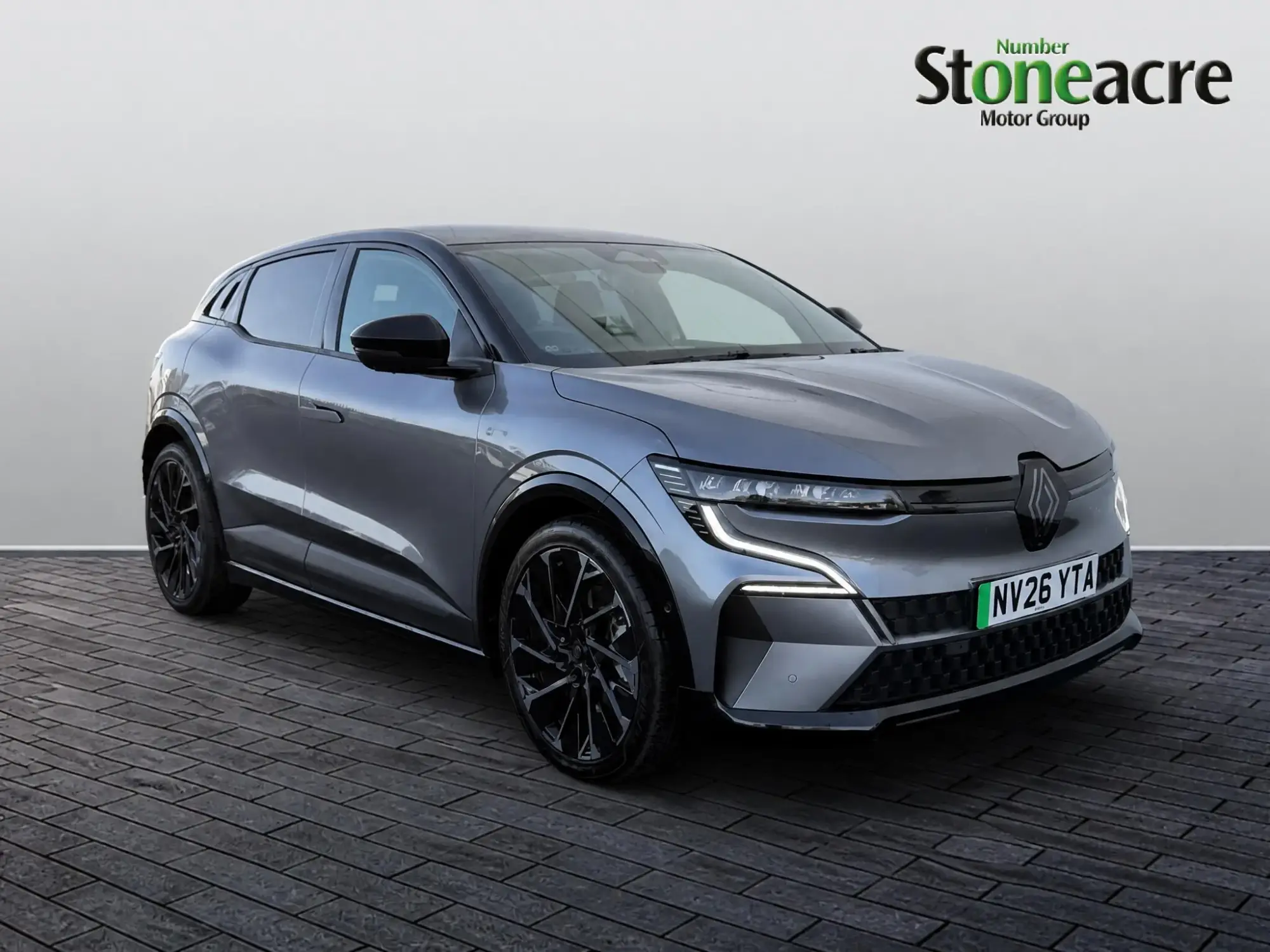 Renault Megane E-TECH comfort range 60kWh iconic esprit Alpine Auto 5dr NV26YTA Image 1 Renault Megane E-TECH comfort range 60kWh iconic esprit Alpine Auto 5dr NV26YTA Image 1