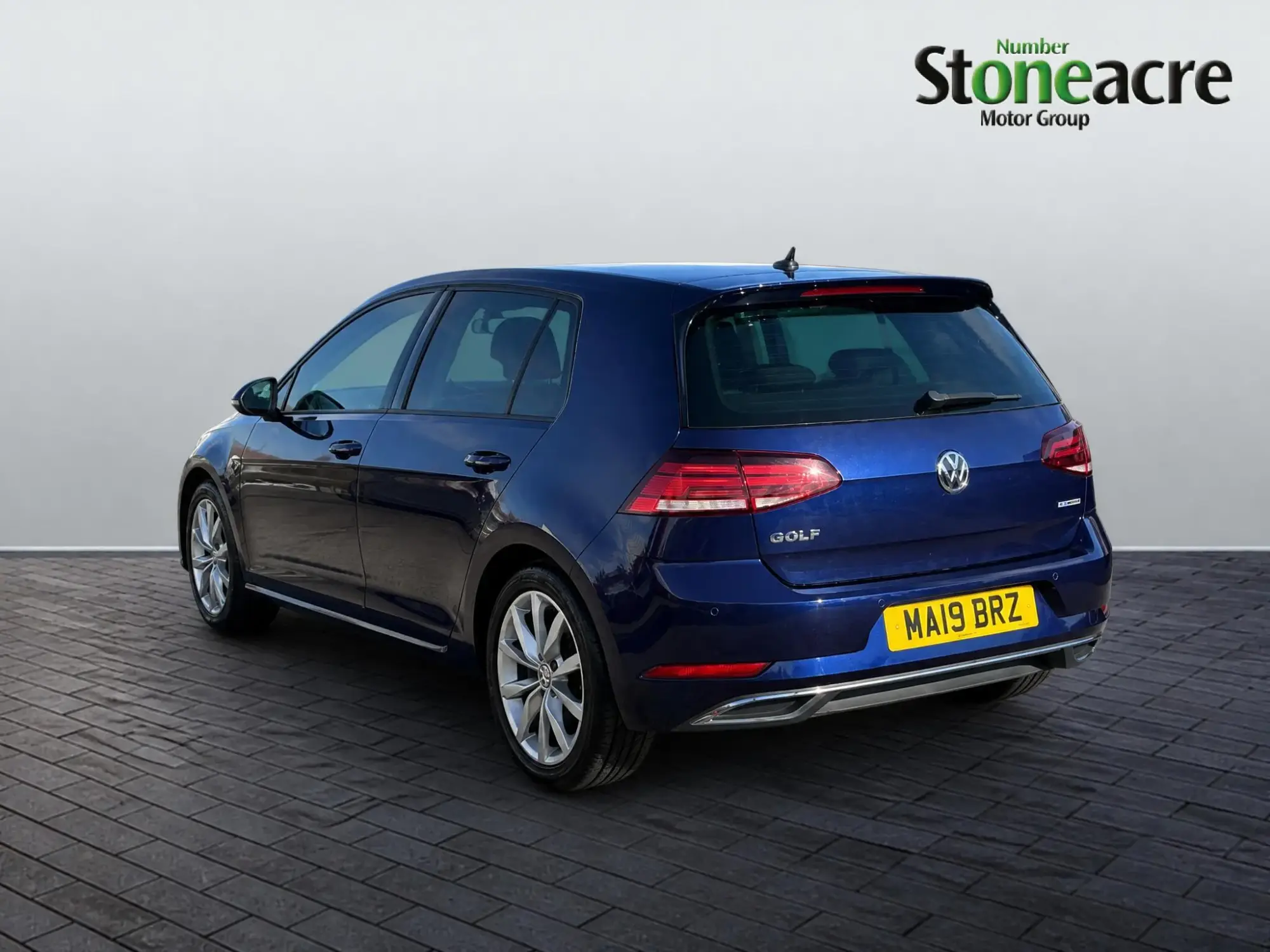 Volkswagen Golf Image 4