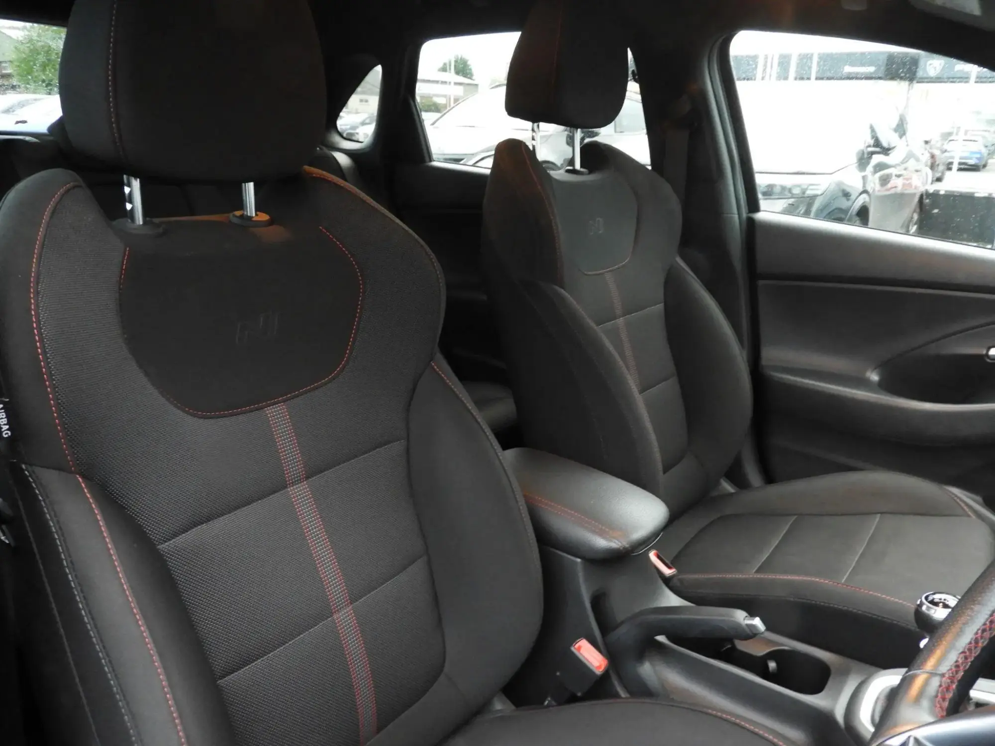 Hyundai i30 Image 16
