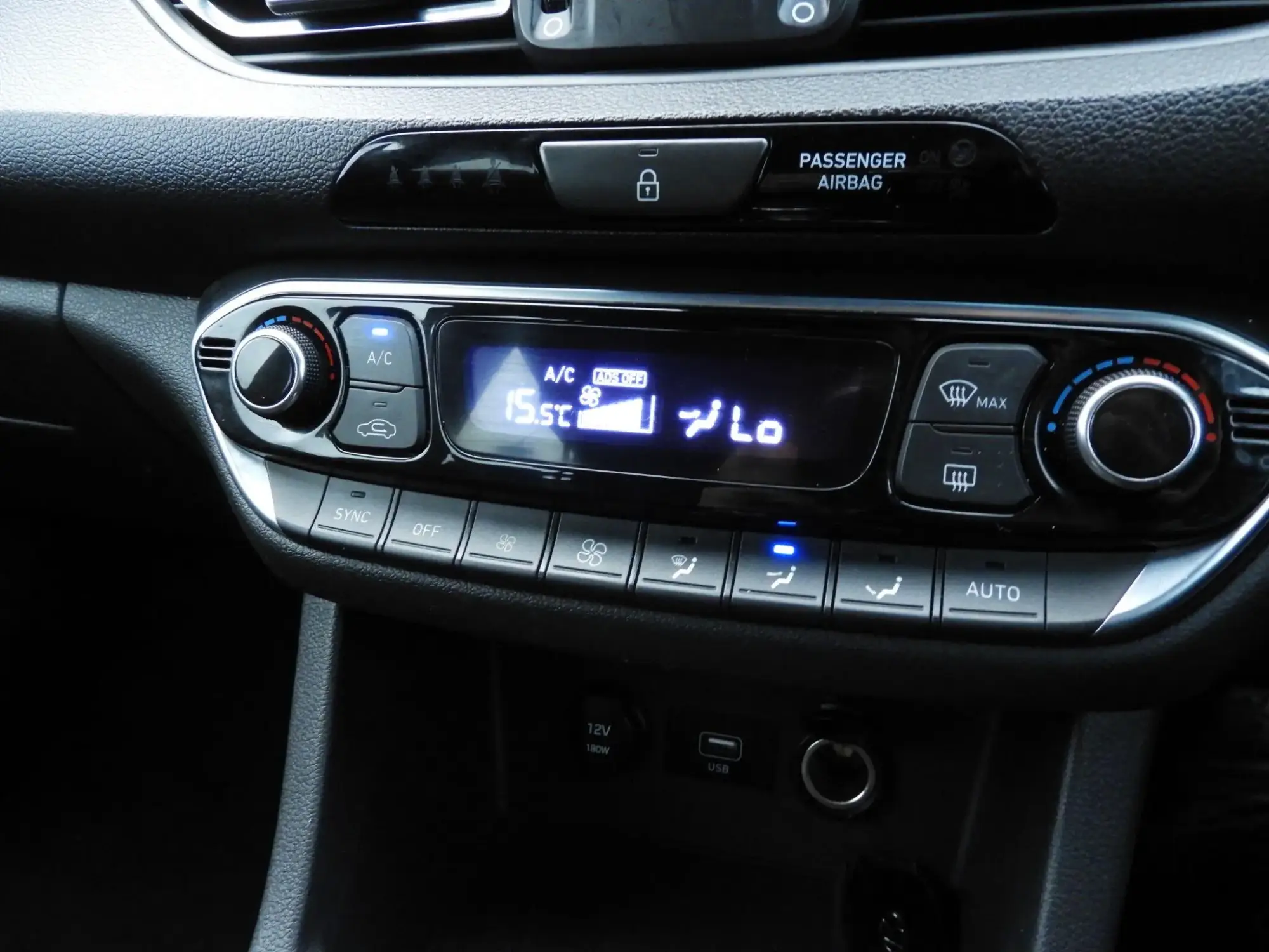 Hyundai i30 Image 26
