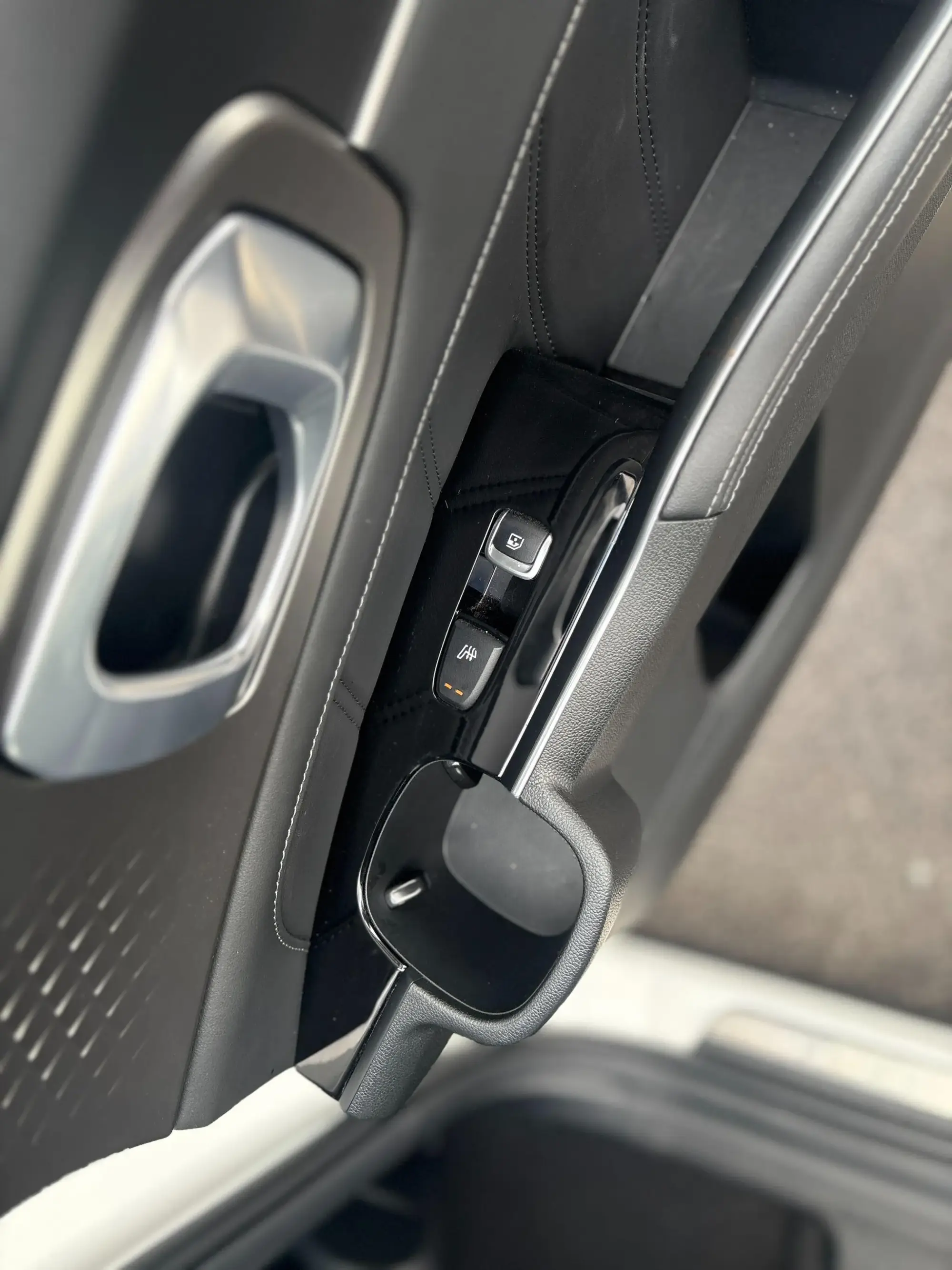 Kia Sorento Plug-in Hybrid Image 18 Kia Sorento Plug-in Hybrid Image 18