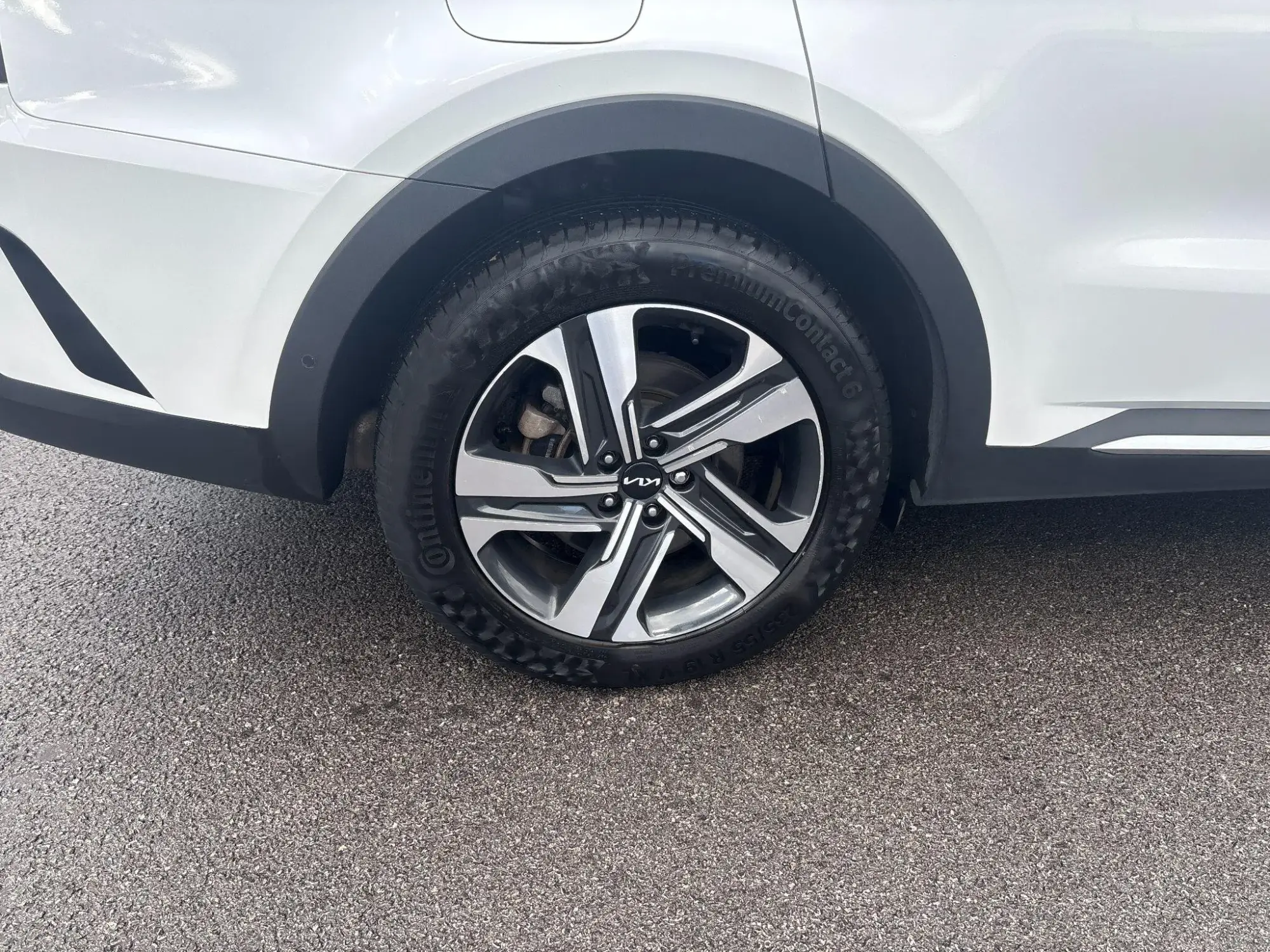 Kia Sorento Plug-in Hybrid Image 26 Kia Sorento Plug-in Hybrid Image 26