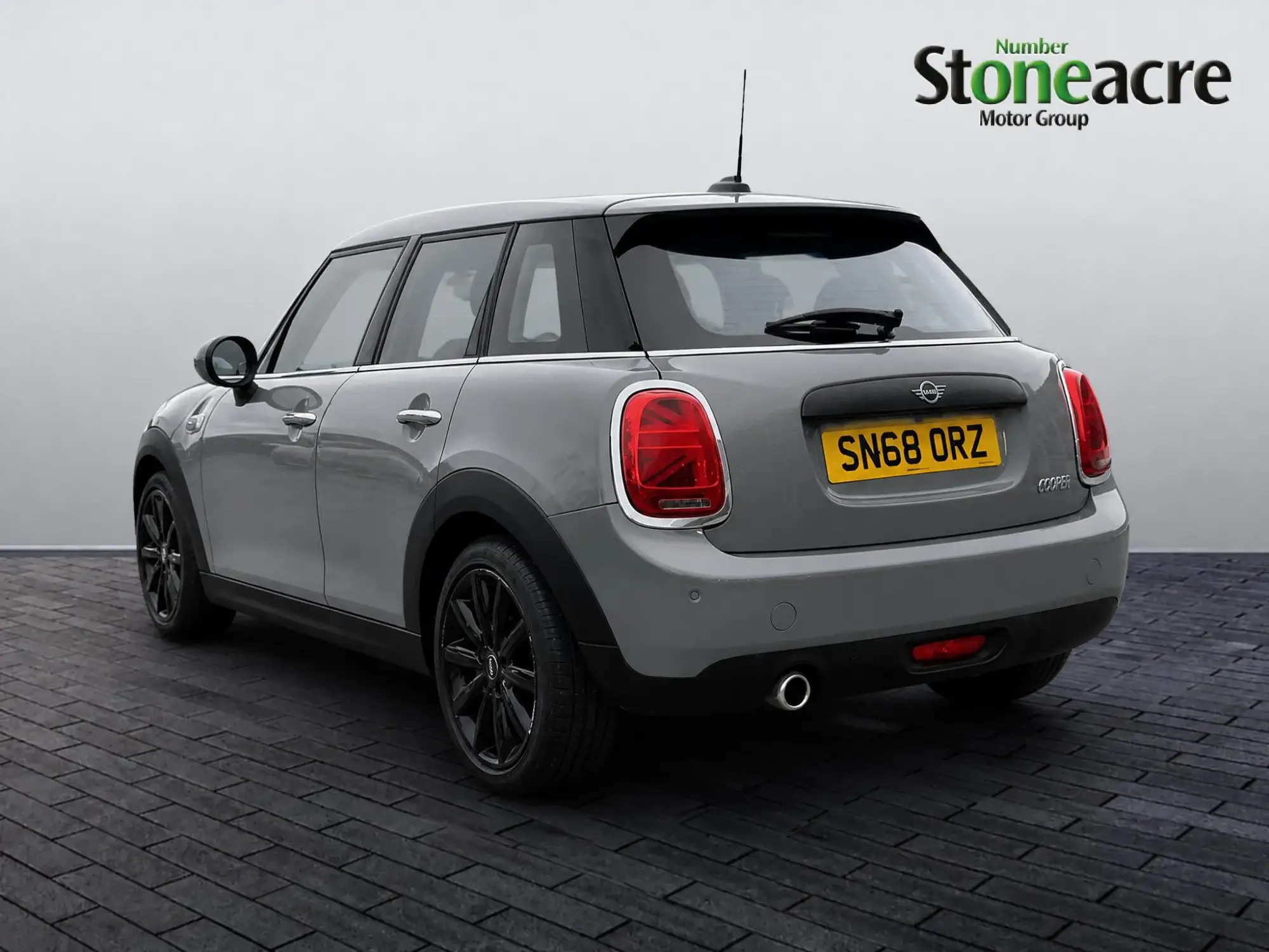 MINI Hatch Image 4 MINI Hatch Image 4