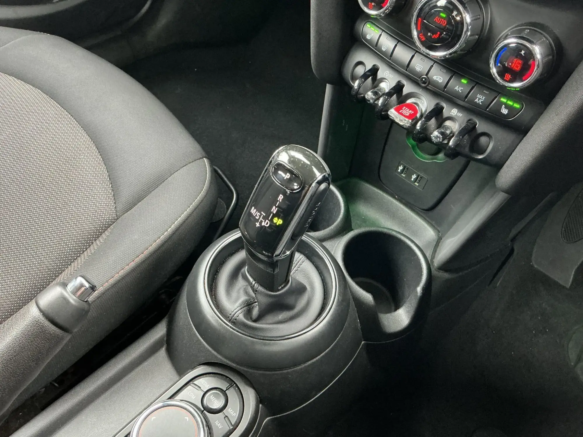MINI Hatch Image 11 MINI Hatch Image 11