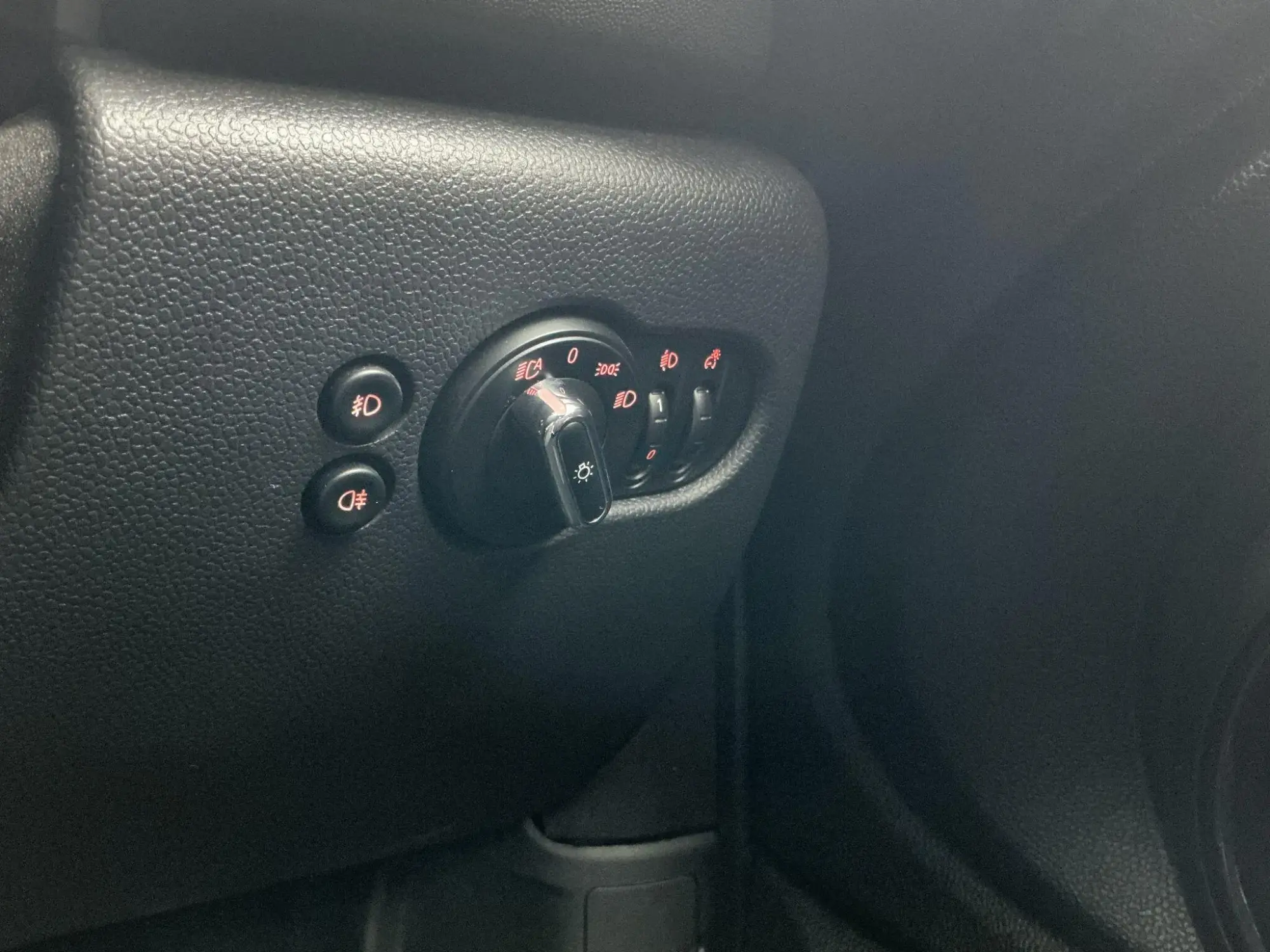 MINI Hatch Image 17 MINI Hatch Image 17