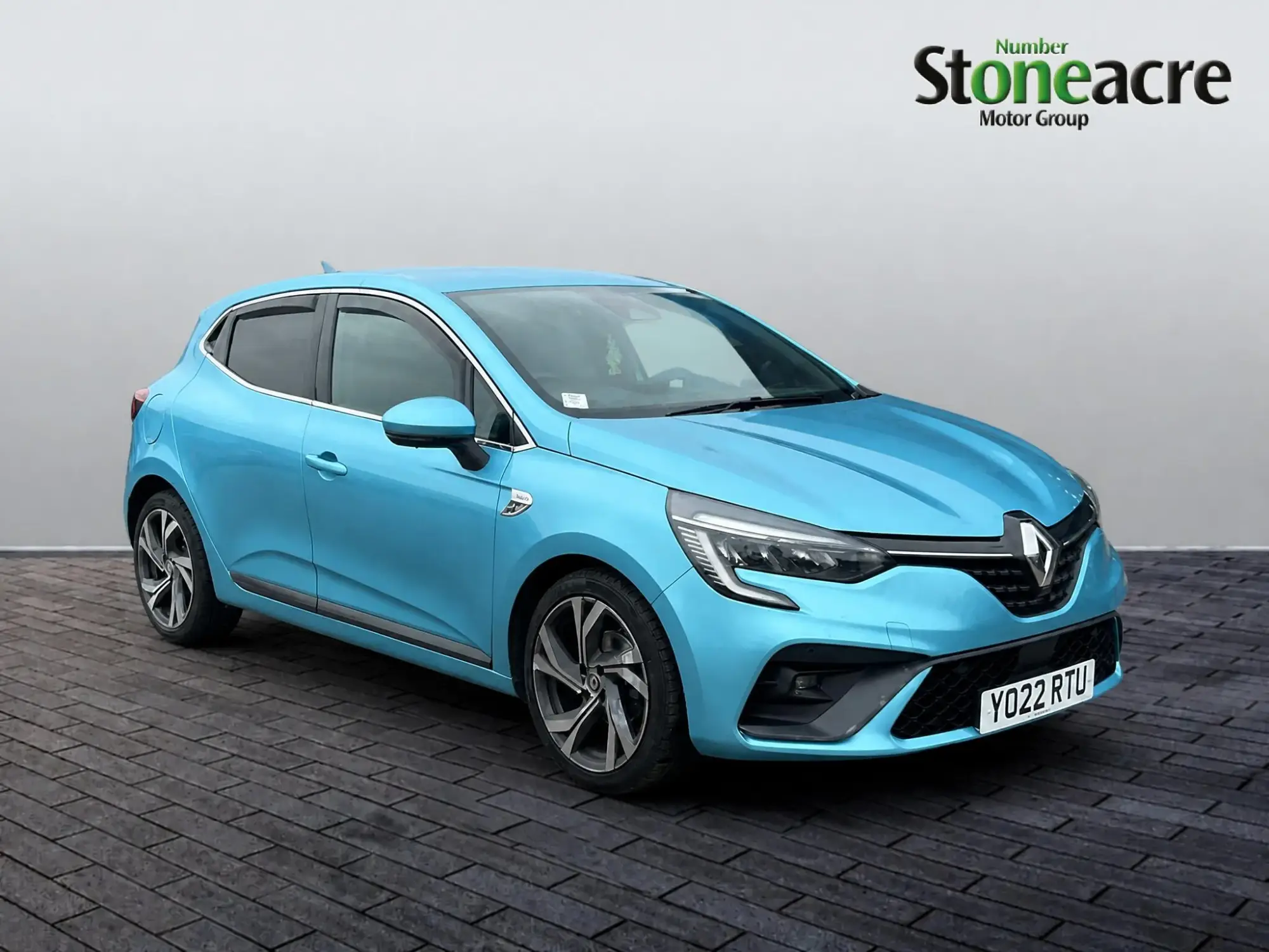 Renault Clio 1.0 TCe 90 RS Line 5dr YO22RTU Image 1 Renault Clio 1.0 TCe 90 RS Line 5dr YO22RTU Image 1
